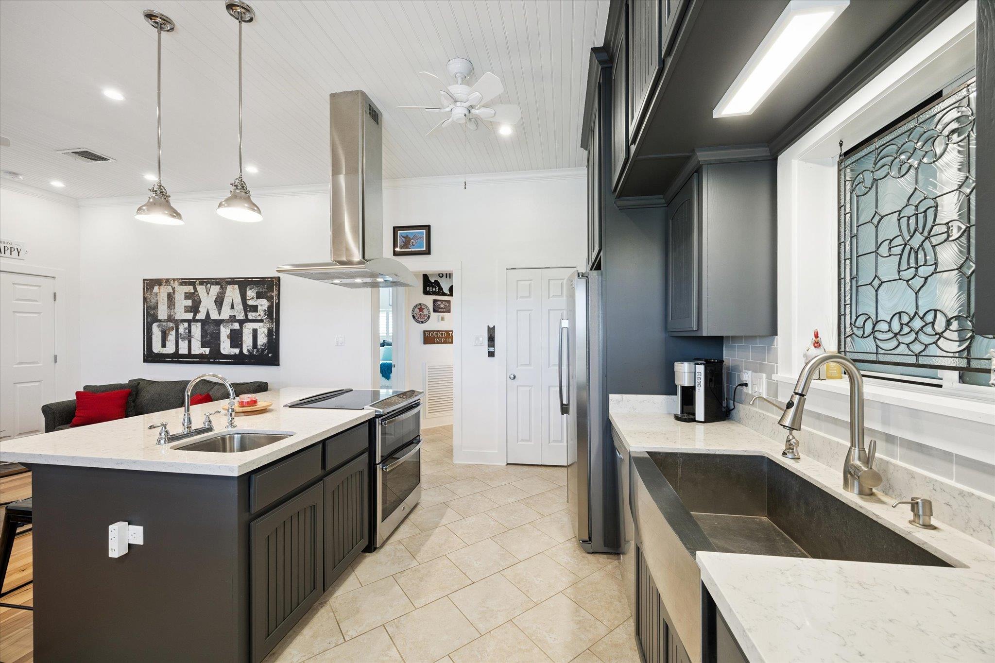 5100 Jaeger Rd, Burton, TX 77835