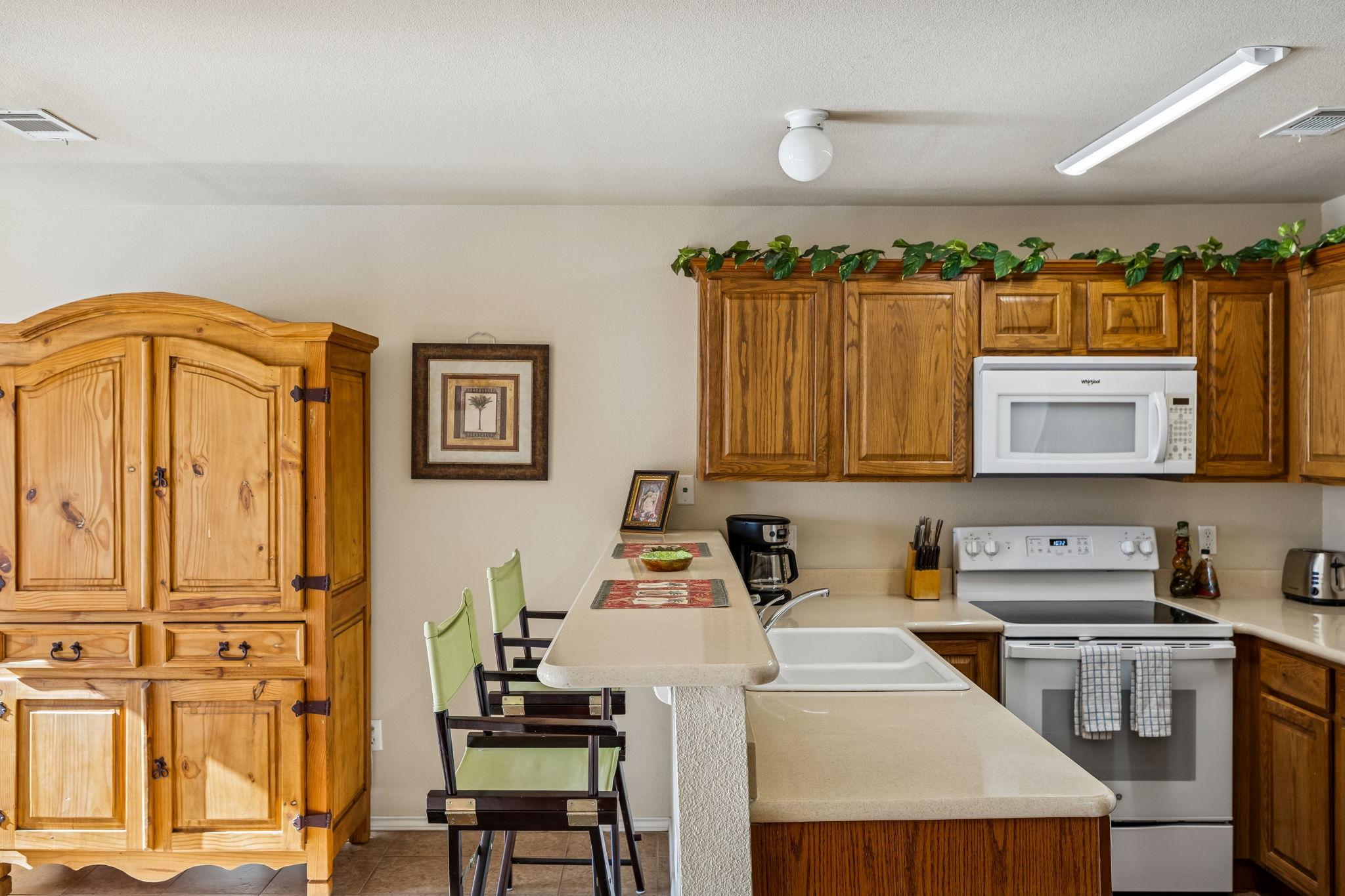 730 E Mather St # H302, New Braunfels, TX 78130