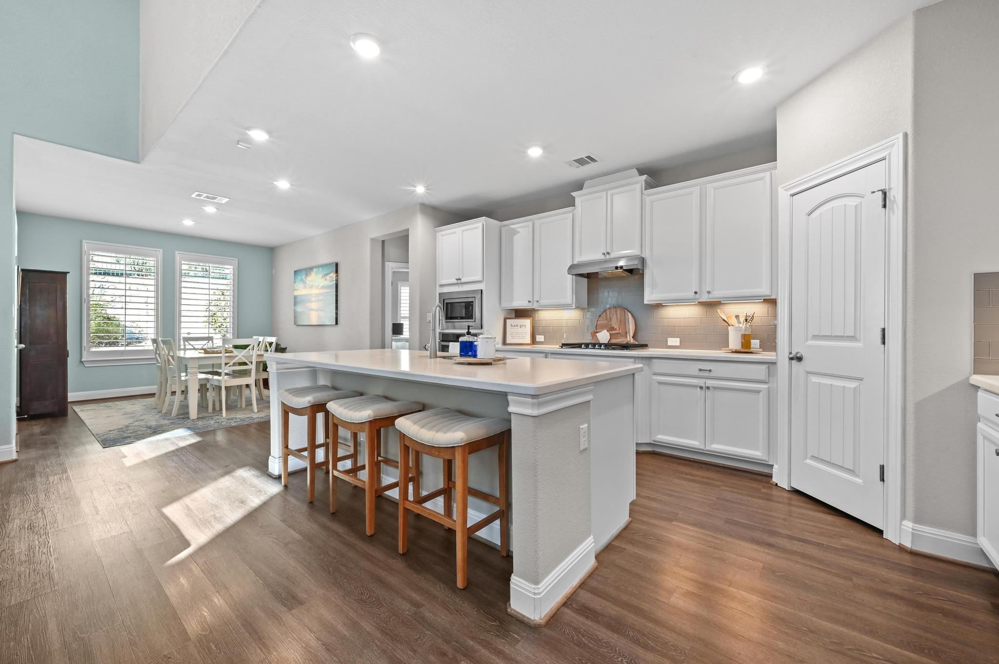 5524 La Canada Way, Bee Cave, TX 78738