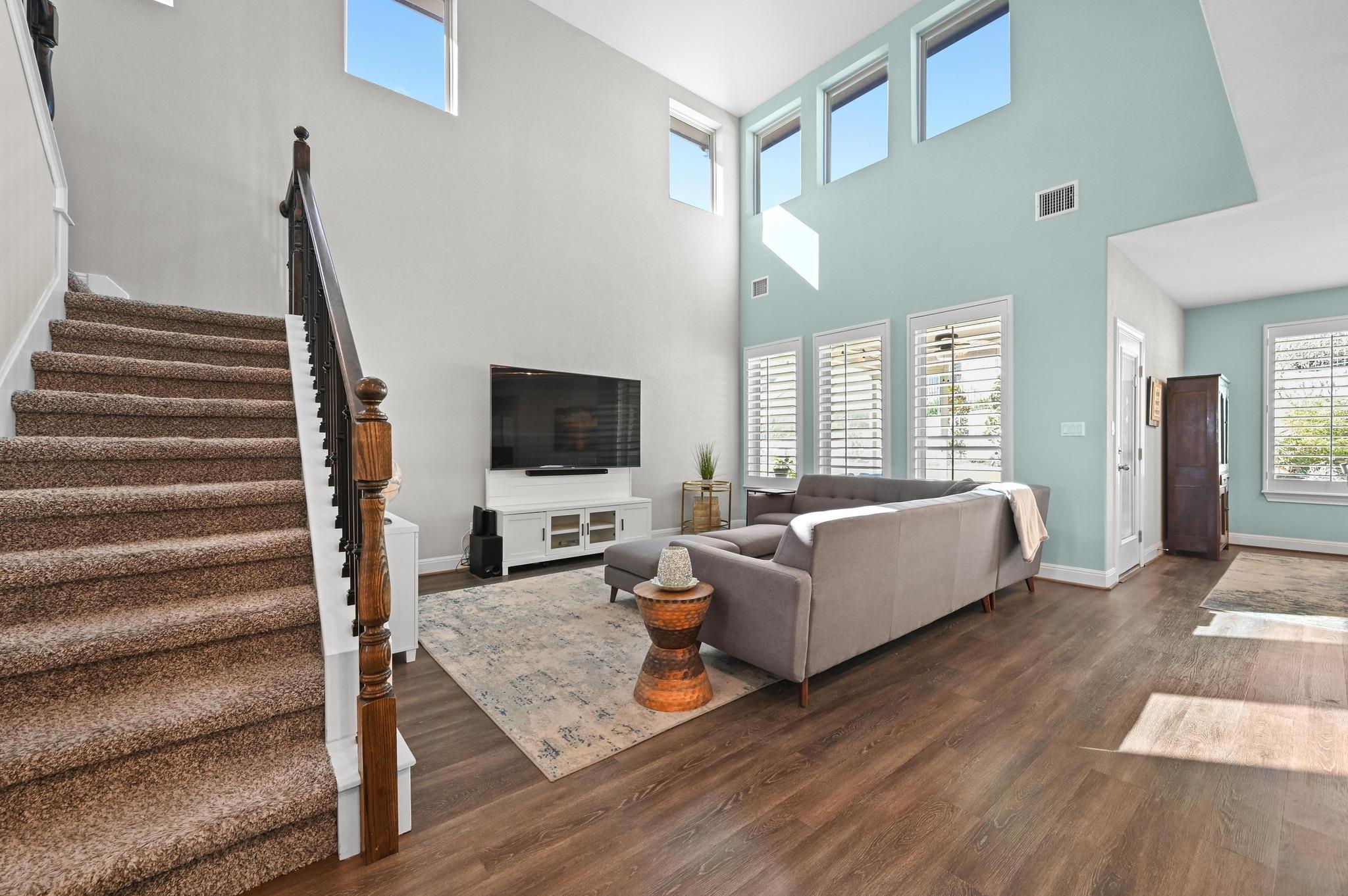 5524 La Canada Way, Bee Cave, TX 78738