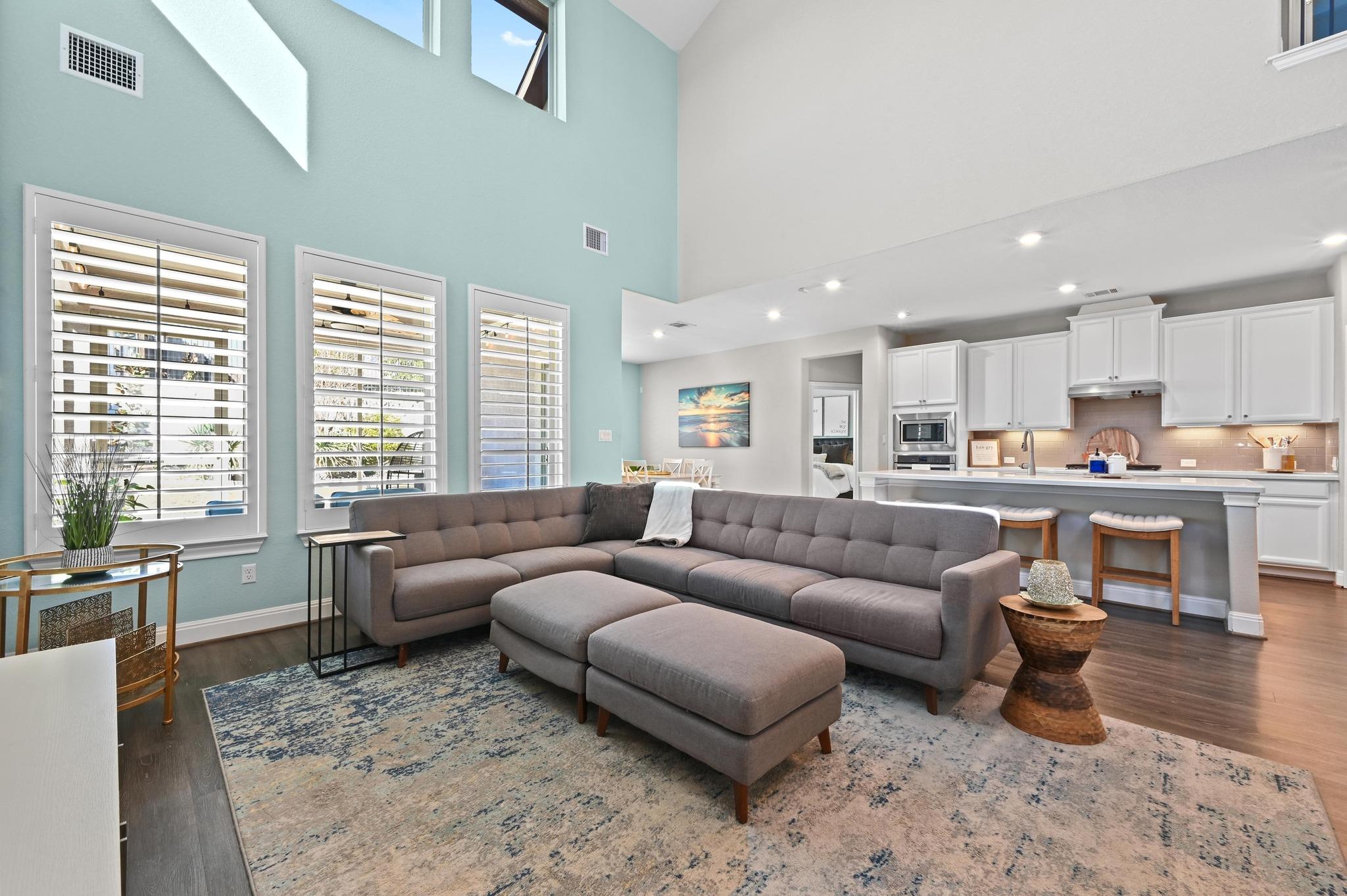 5524 La Canada Way, Bee Cave, TX 78738