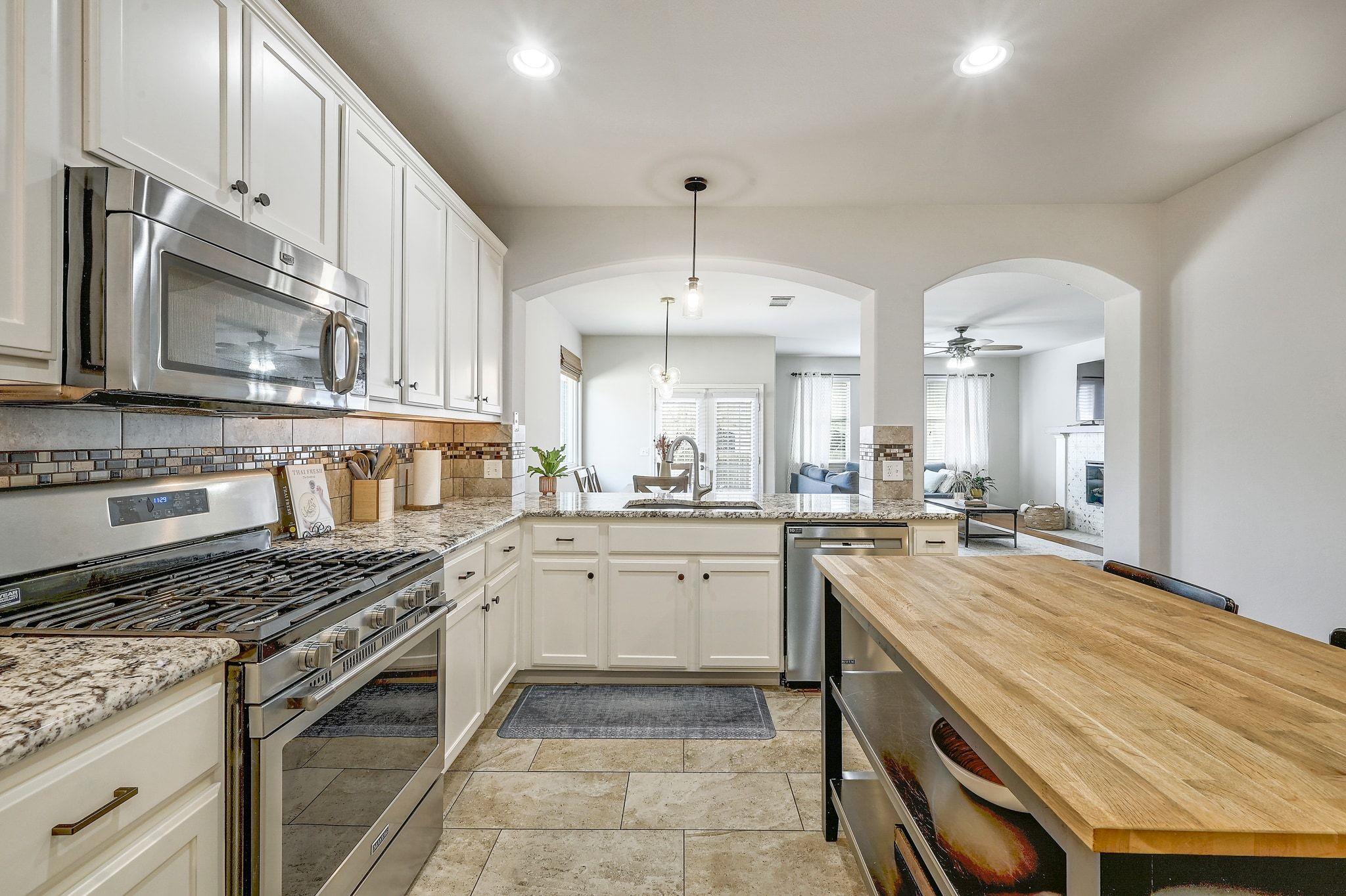 3803 Spyglass Cv, Round Rock, TX 78664