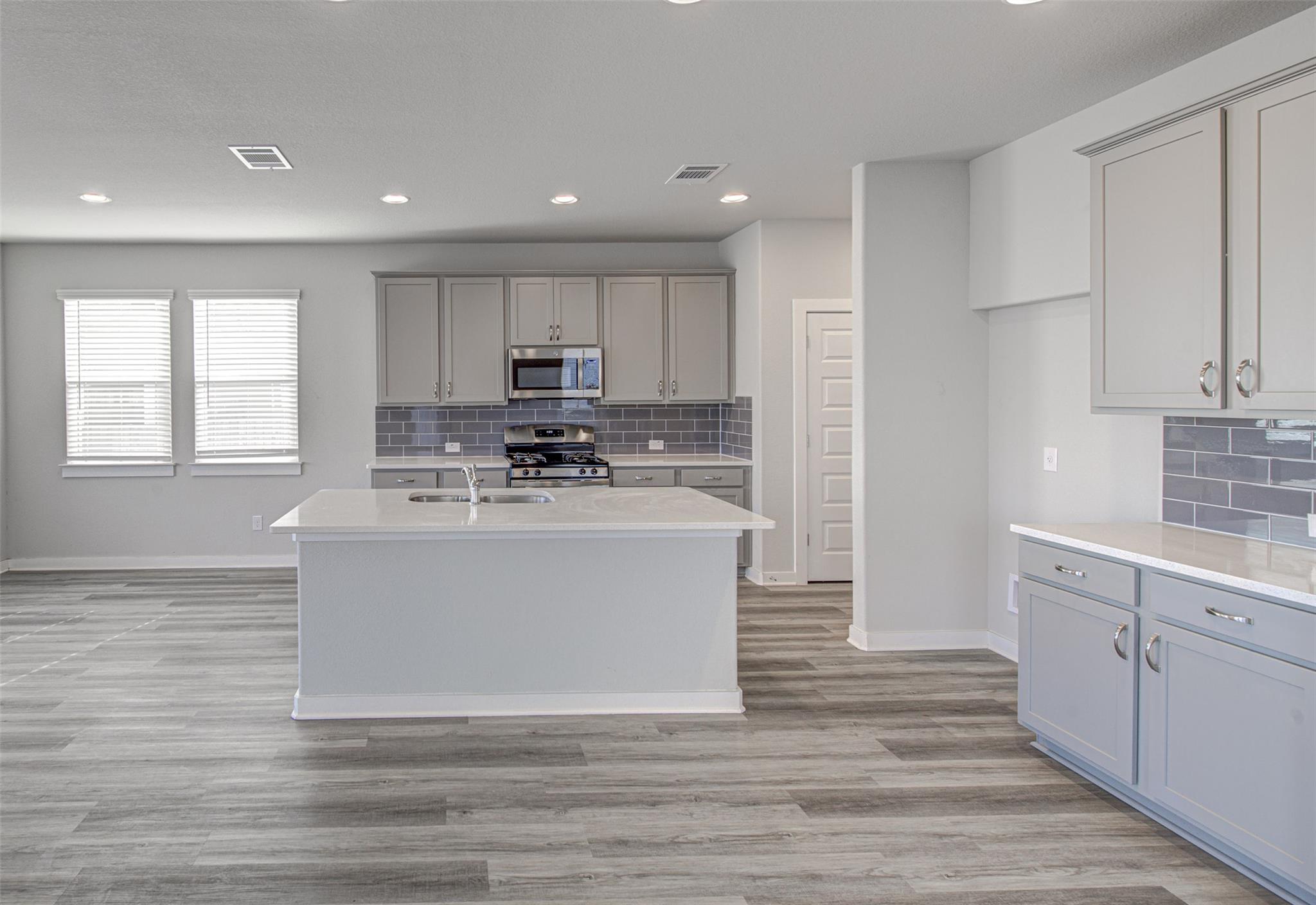 117 Tall Grass Dr, Georgetown, TX 78628