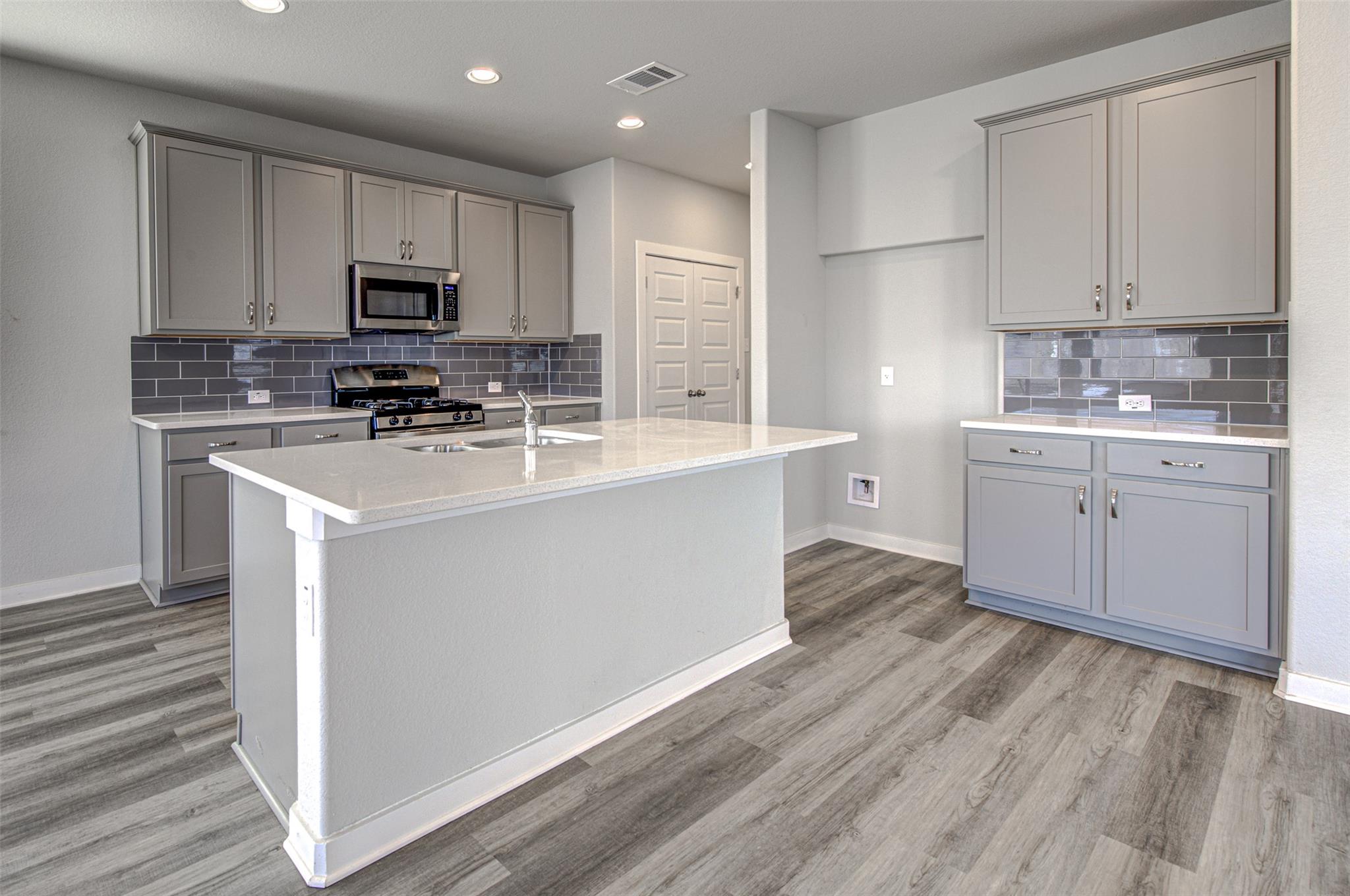 117 Tall Grass Dr, Georgetown, TX 78628