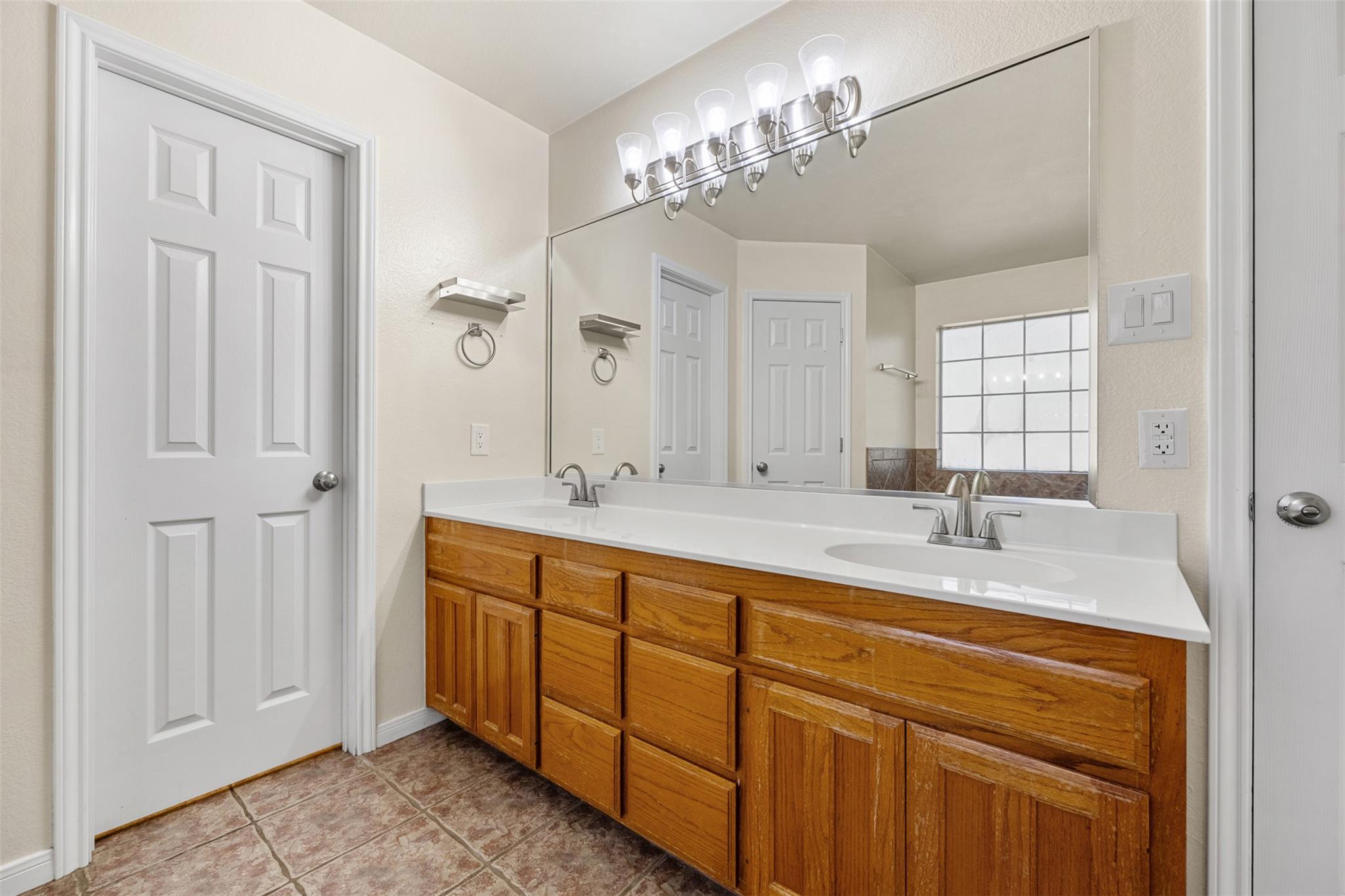 2408 Indian Camp Trl, Copperas Cove, TX 76522