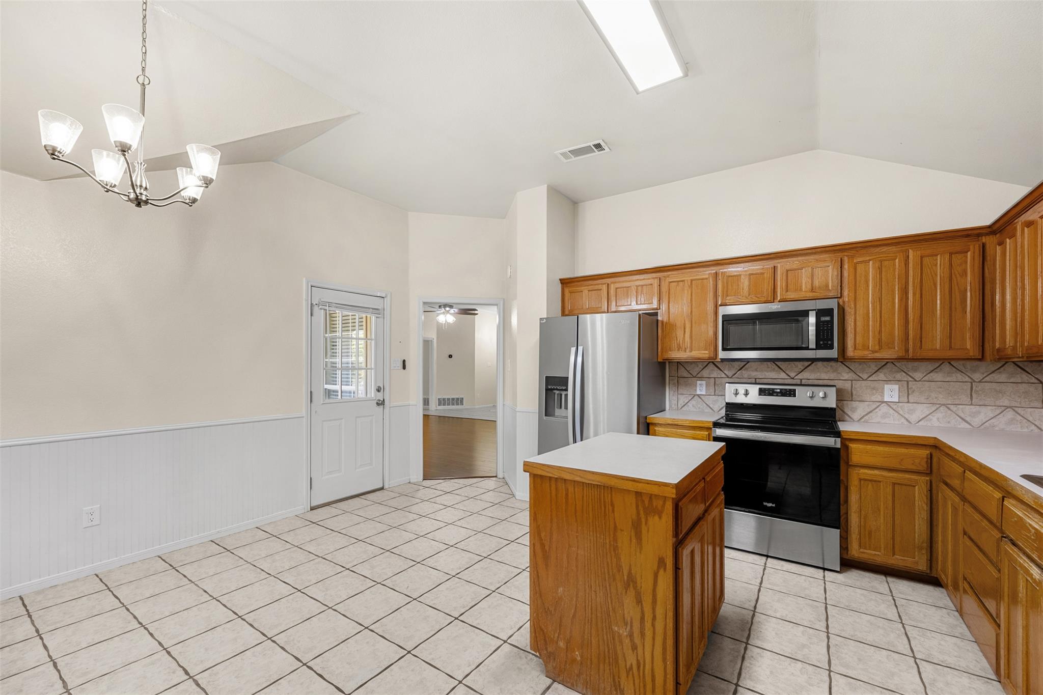 2408 Indian Camp Trl, Copperas Cove, TX 76522