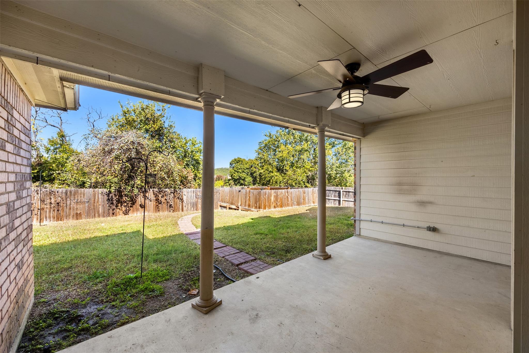 2408 Indian Camp Trl, Copperas Cove, TX 76522