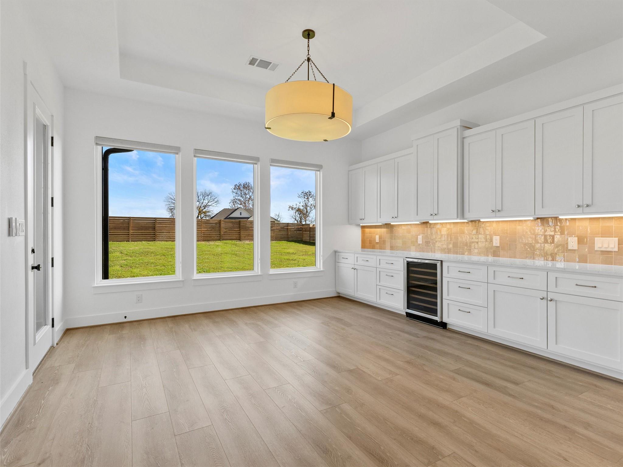 131 Hydrangea Dr, Smithville, TX 78957