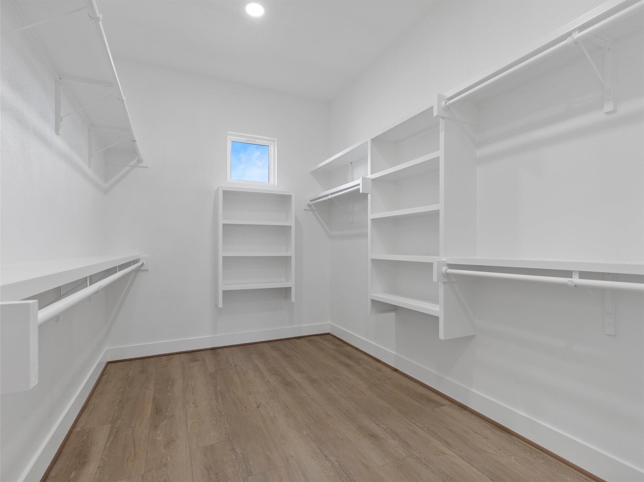 131 Hydrangea Dr, Smithville, TX 78957