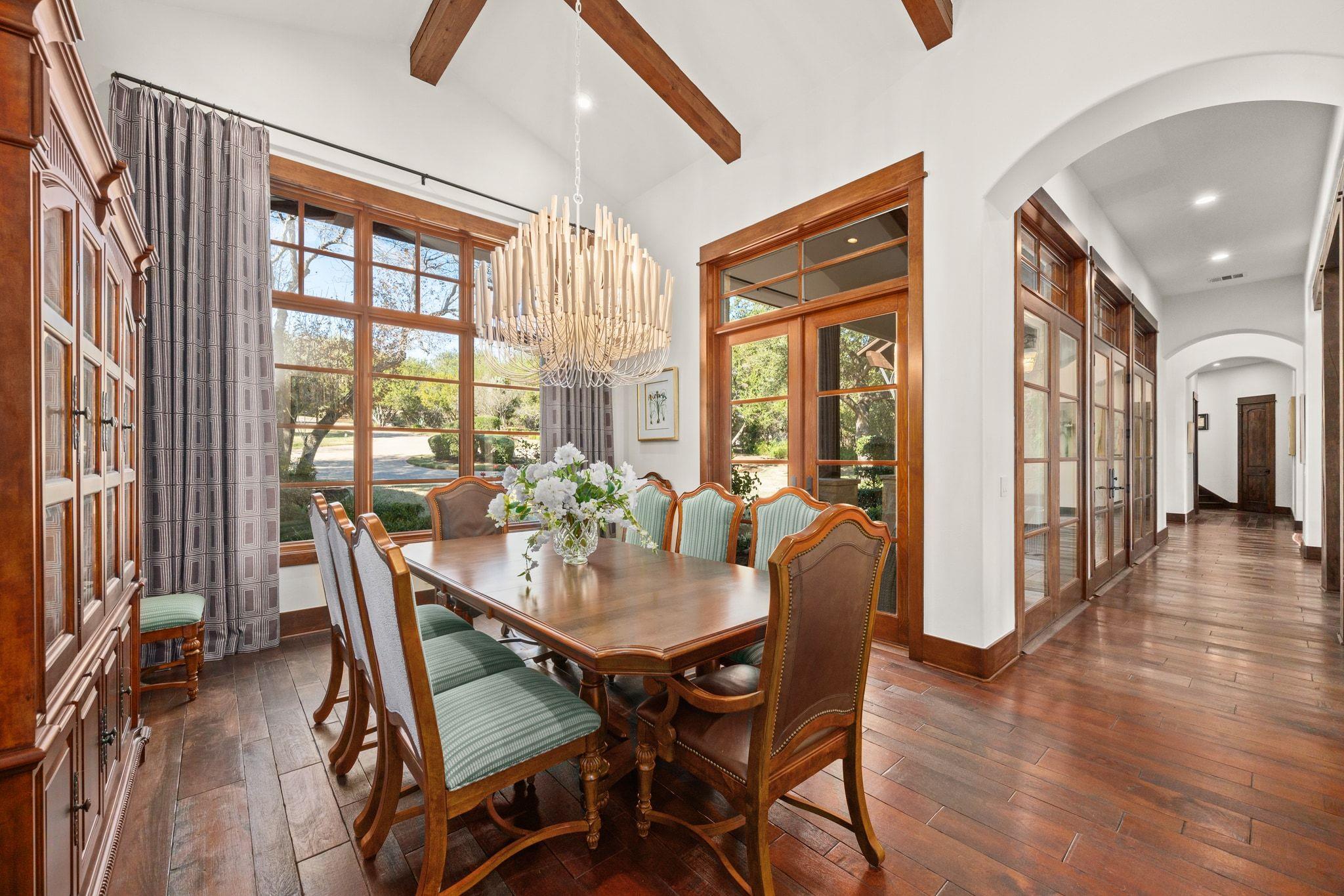 7715 Escala Dr, Austin, TX 78735