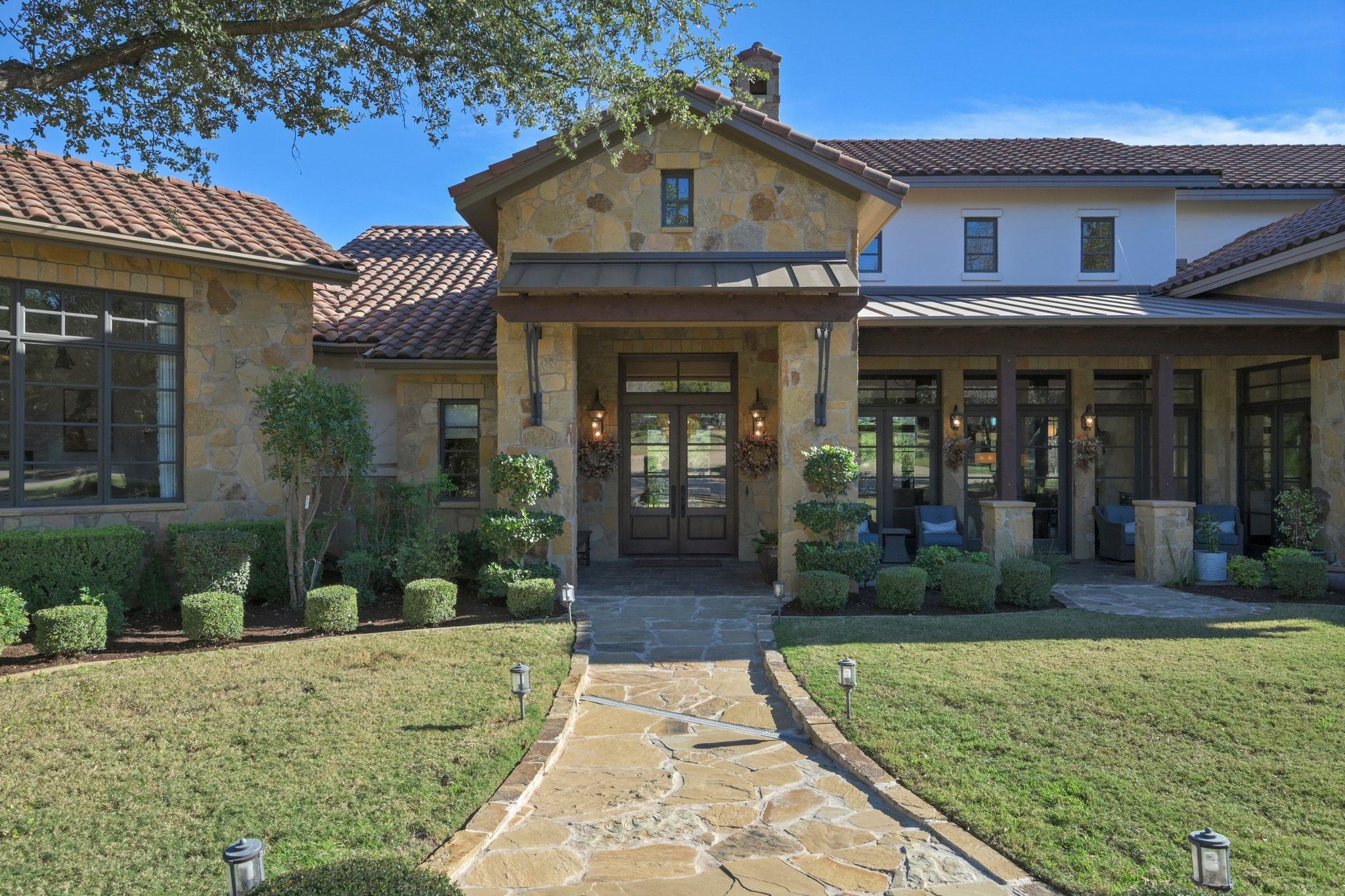 7715 Escala Dr, Austin, TX 78735