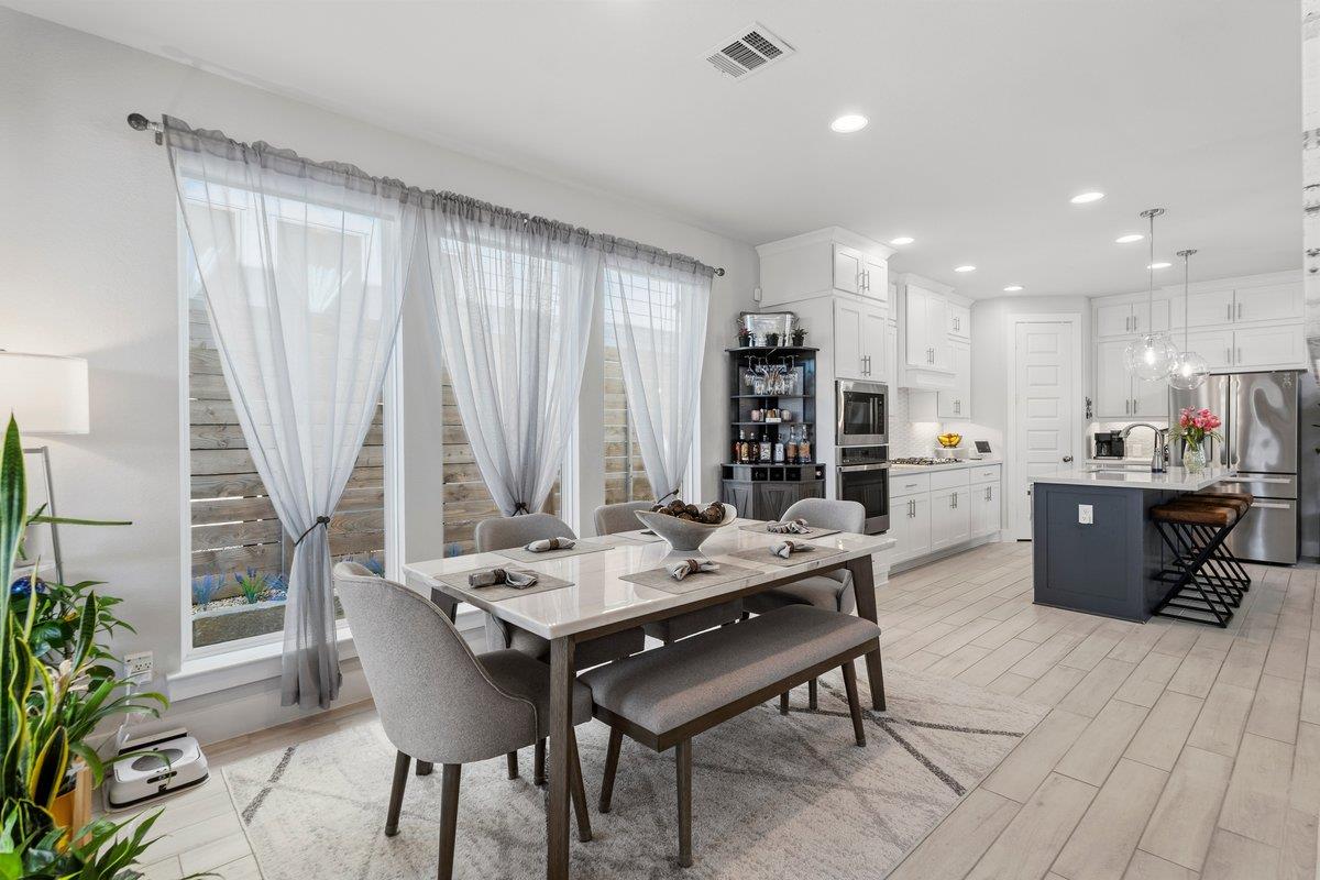 1613 Seeger Dr, Pflugerville, TX 78660