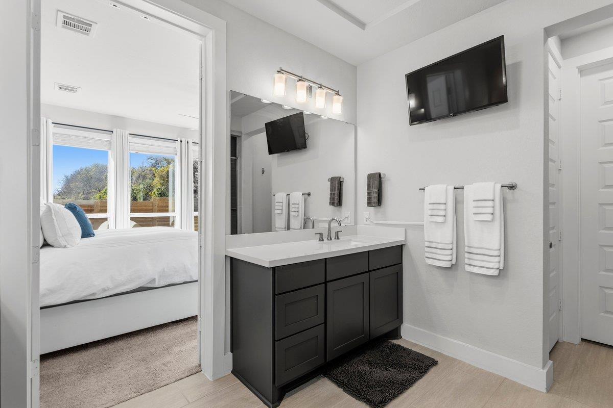 1613 Seeger Dr, Pflugerville, TX 78660