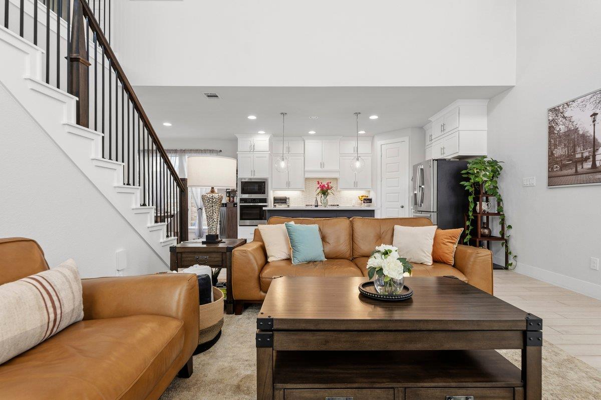 1613 Seeger Dr, Pflugerville, TX 78660