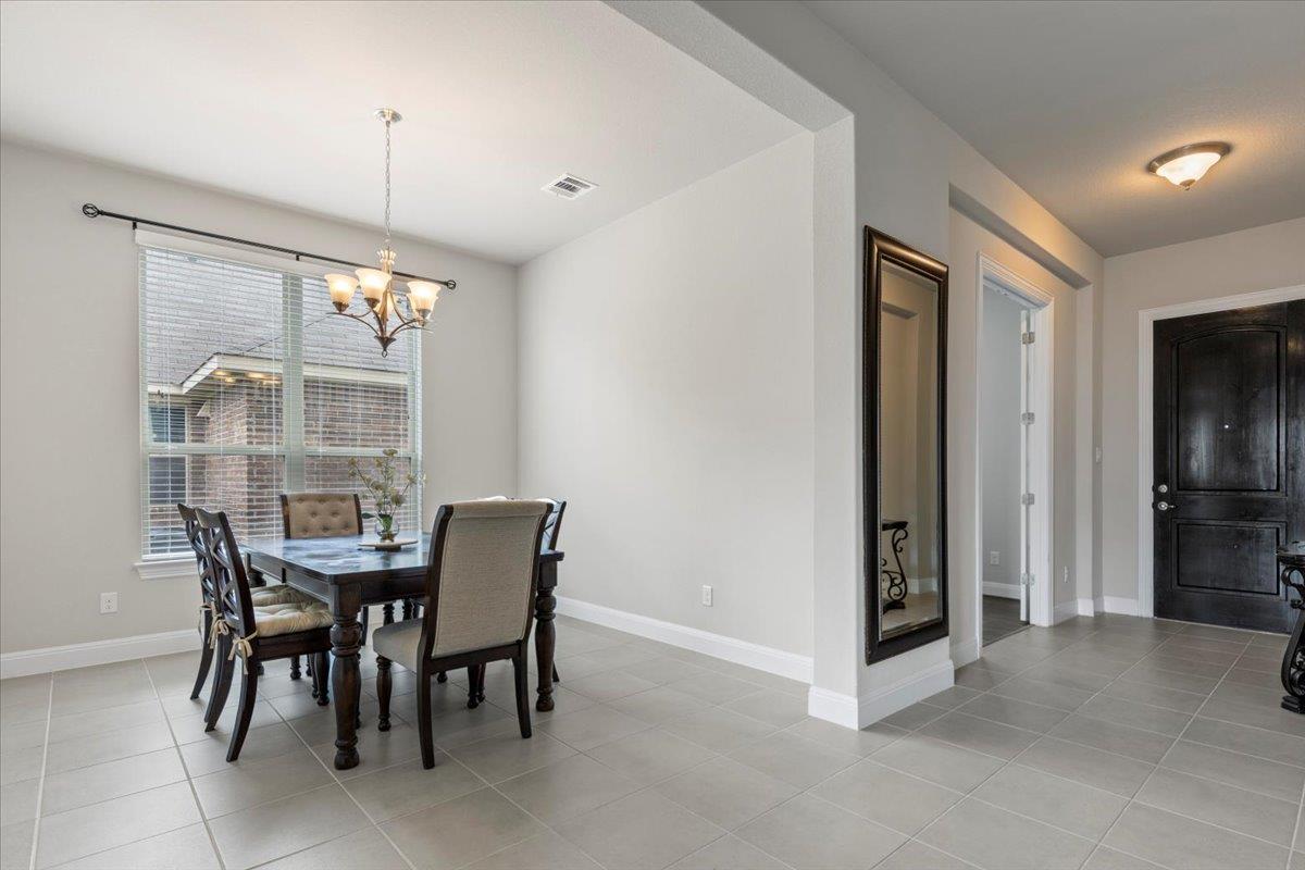 1800 Erie Dr, Leander, TX 78641