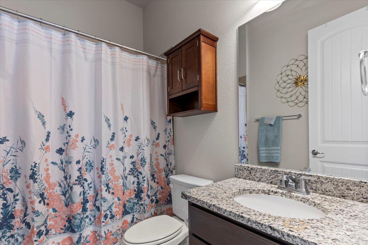 1800 Erie Dr, Leander, TX 78641