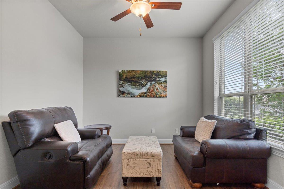 1800 Erie Dr, Leander, TX 78641