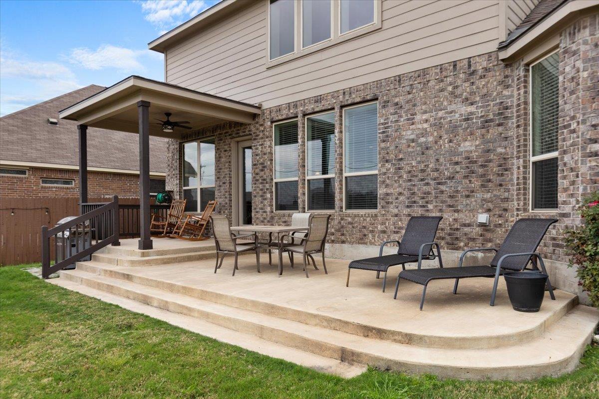 1800 Erie Dr, Leander, TX 78641