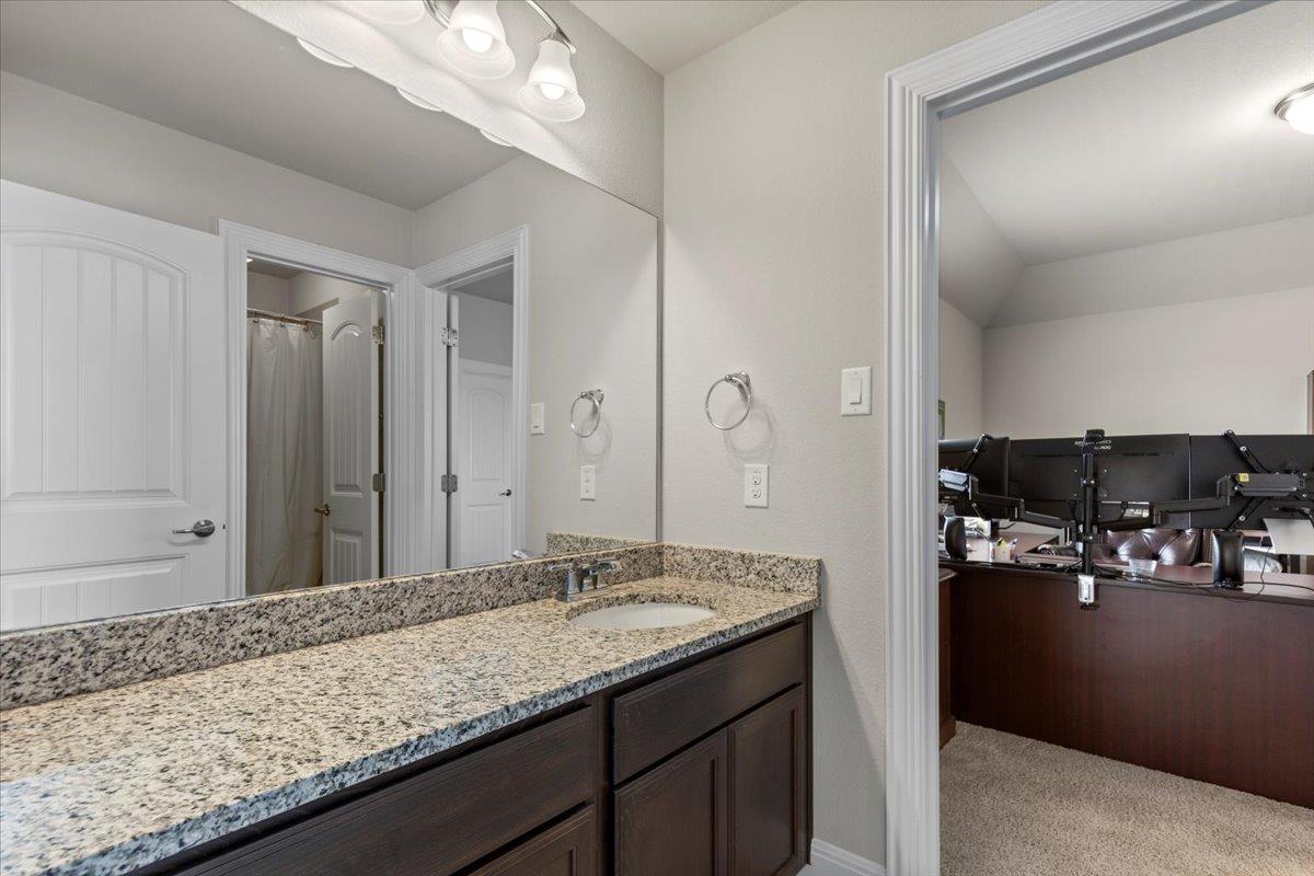 1800 Erie Dr, Leander, TX 78641