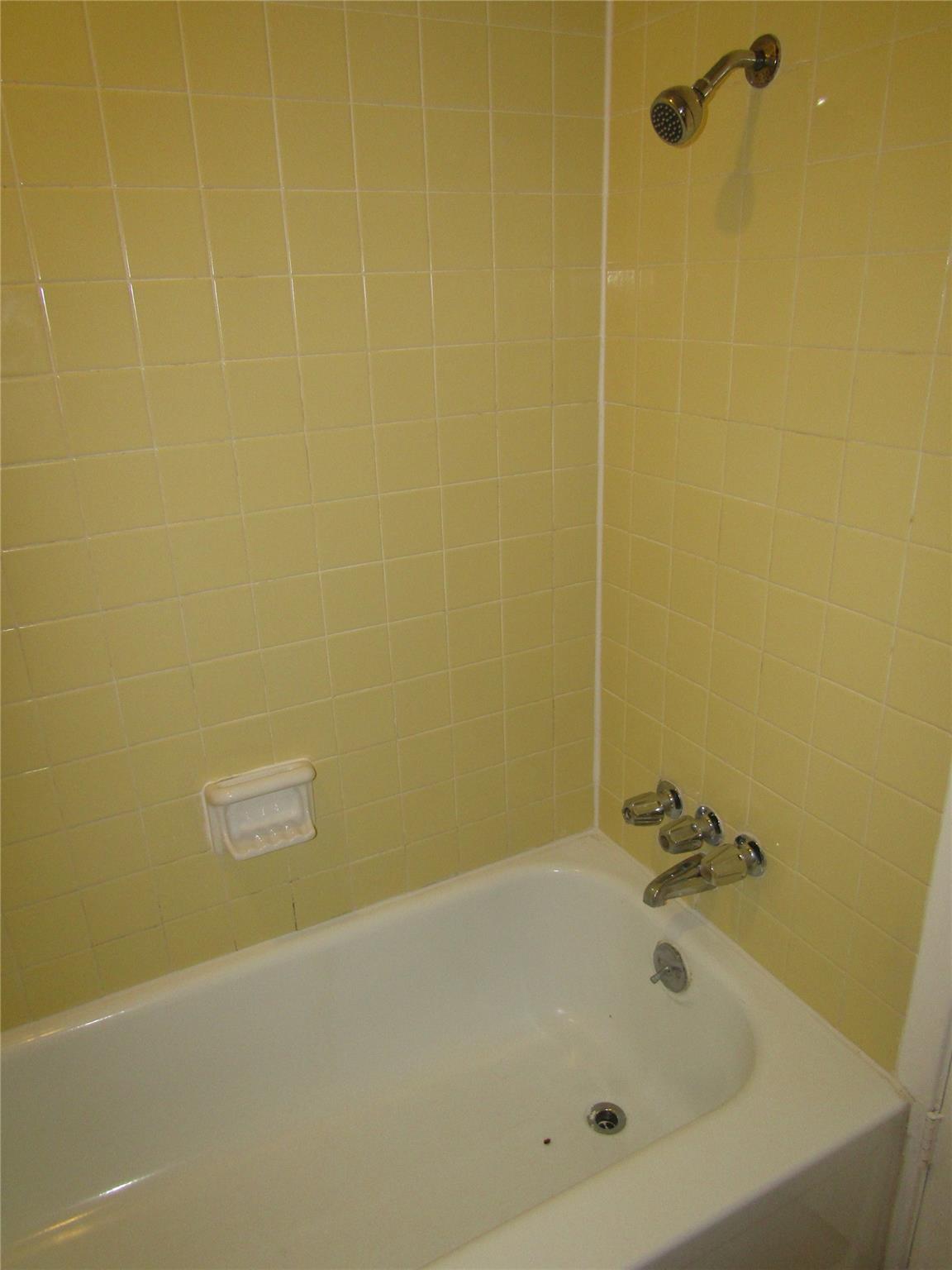 2408 La Casa Dr, Austin, TX 78704