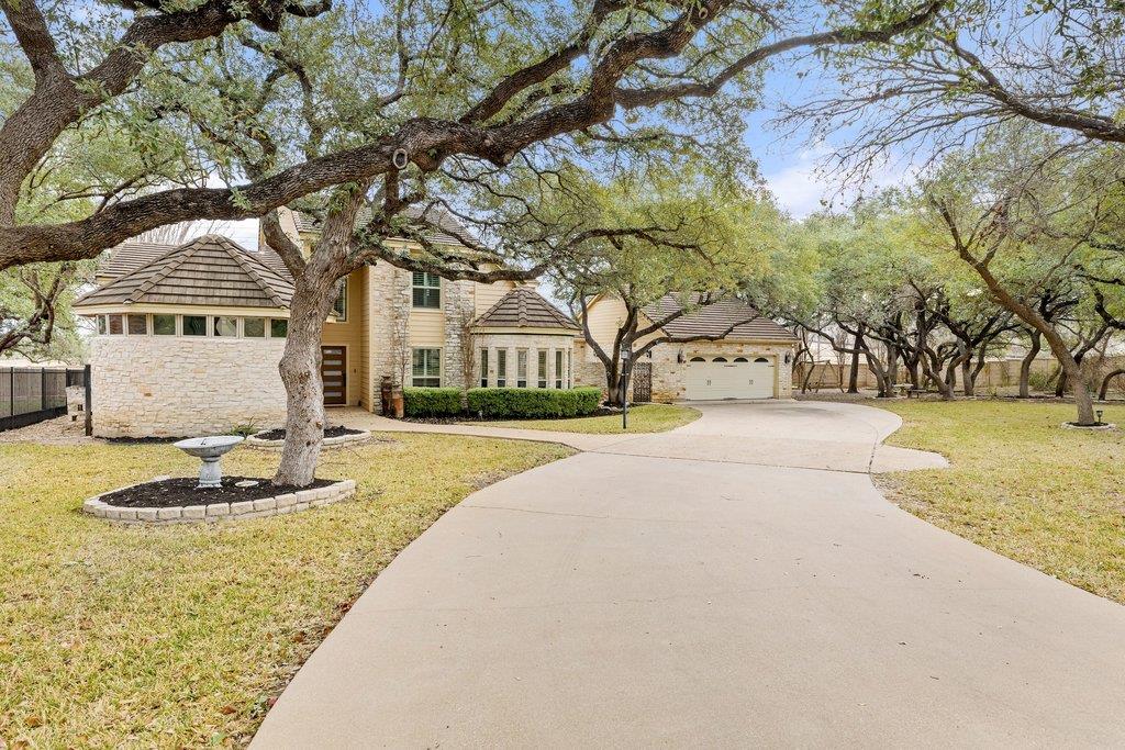 36 Cottondale Rd, The Hills, TX 78738