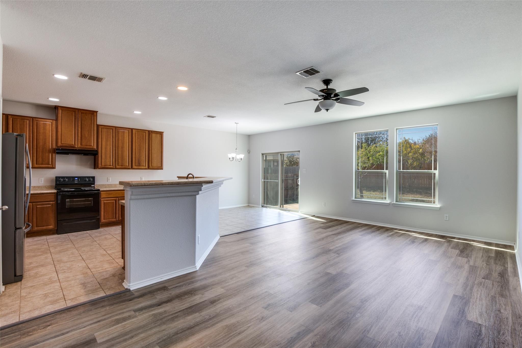 211 Mancos Dr, Georgetown, TX 78626