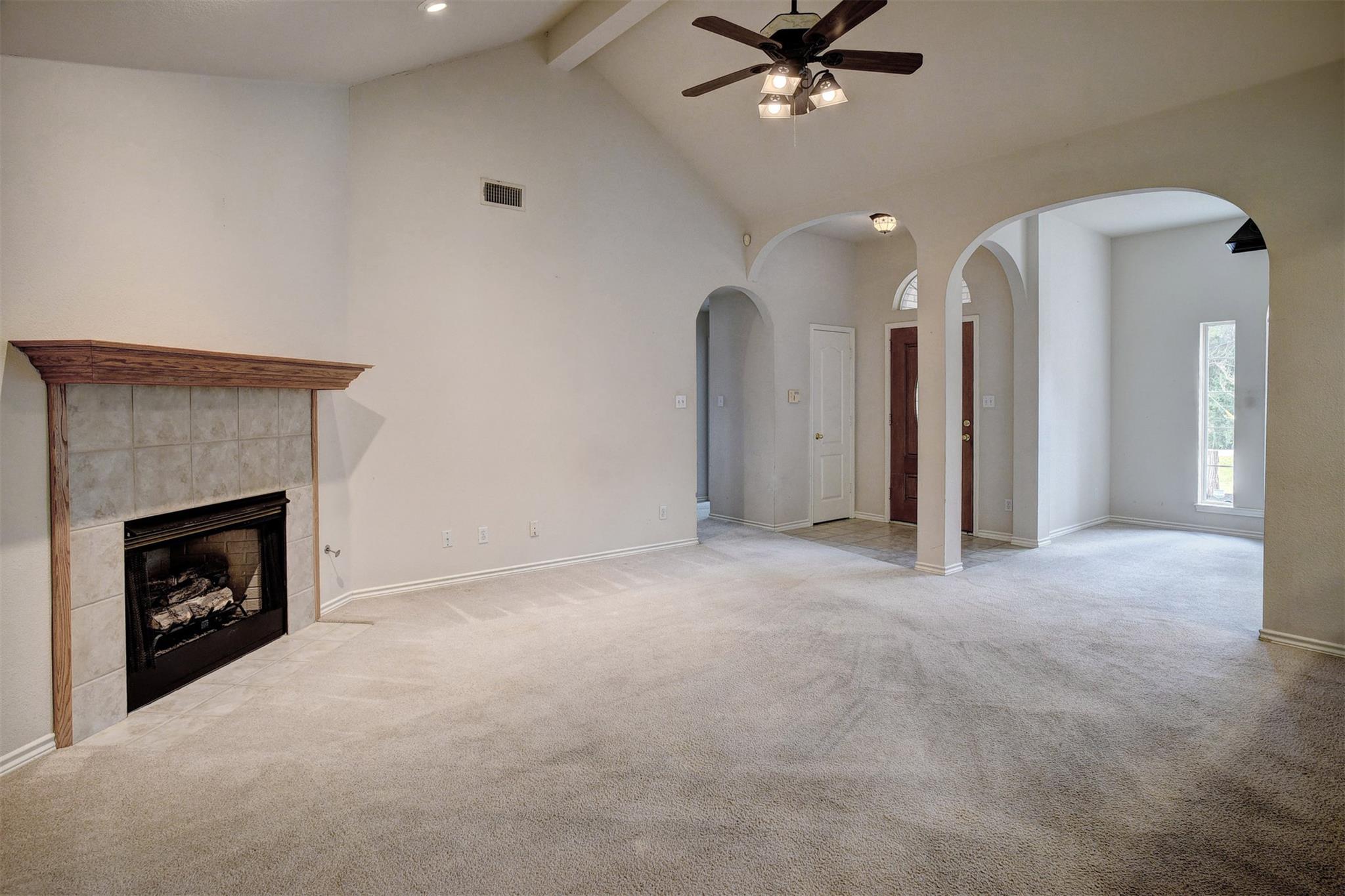 118 Kaneohe Dr, Bastrop, TX 78602