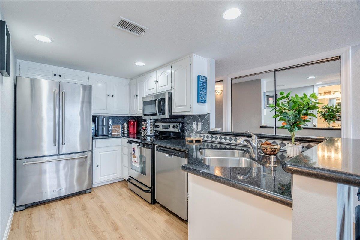 1601 Judy Lynn Dr # 209, Spicewood, TX 78669