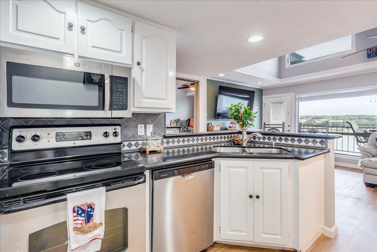 1601 Judy Lynn Dr # 209, Spicewood, TX 78669