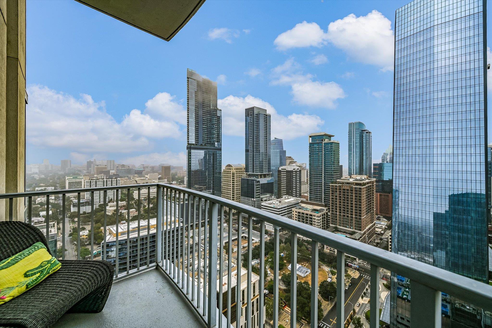 360 Nueces St # 3609, Austin, TX 78701