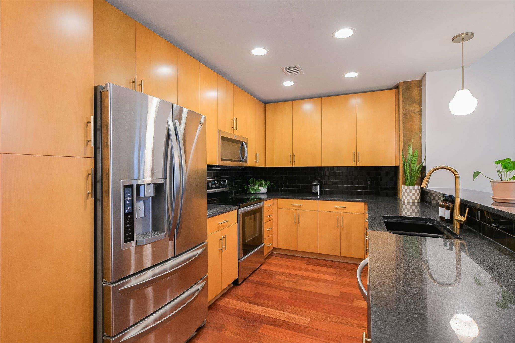 360 Nueces St # 3609, Austin, TX 78701