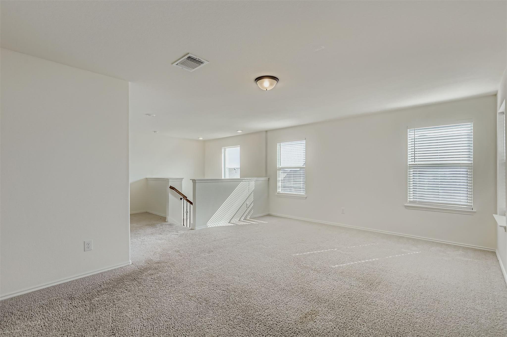 140 Outlaw Dr, Jarrell, TX 76537