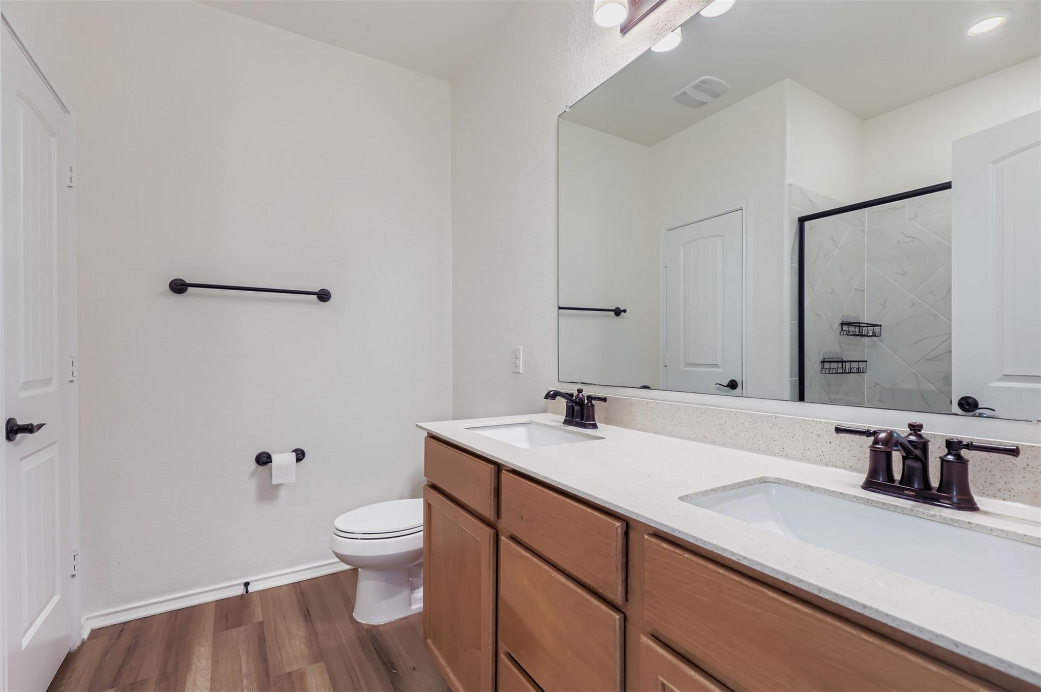 140 Outlaw Dr, Jarrell, TX 76537