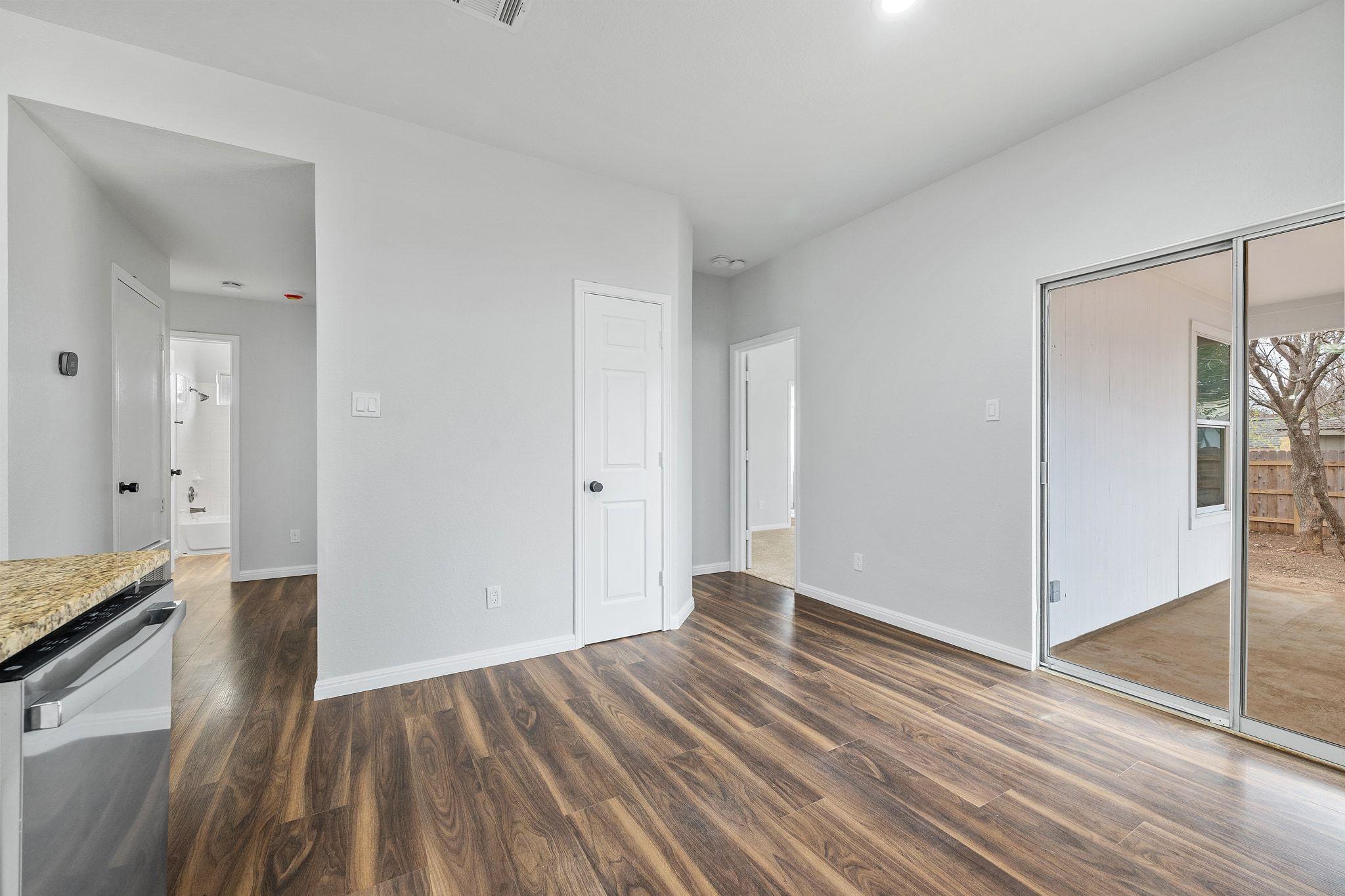 1501 Molson Lake Dr, Leander, TX 78641