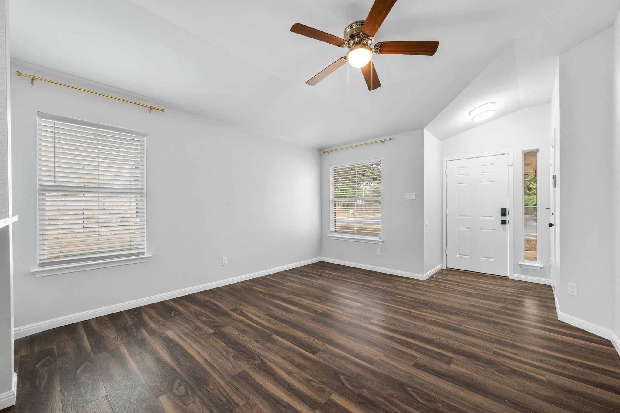 1501 Molson Lake Dr, Leander, TX 78641