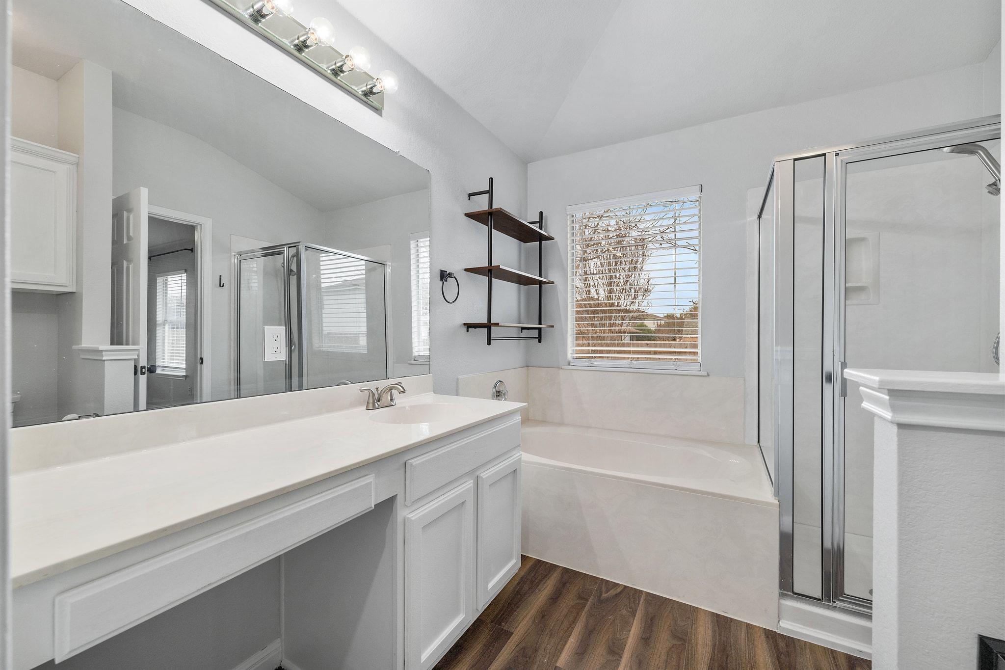 1501 Molson Lake Dr, Leander, TX 78641