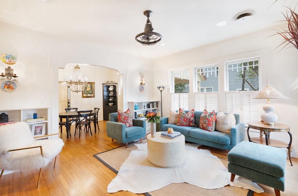 129 E Evergreen, Boerne, TX 78006