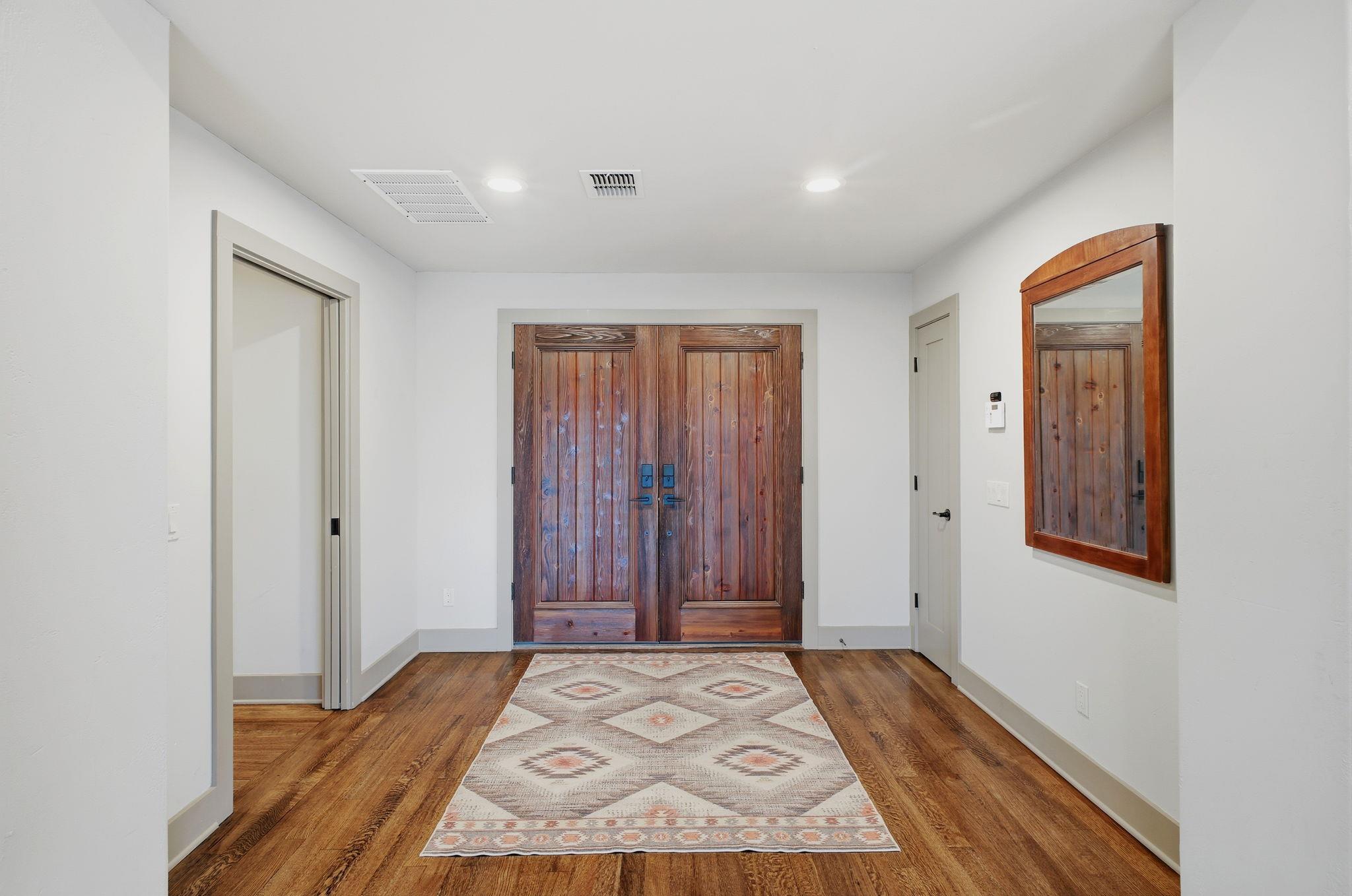 1065 Country Pike, Canyon Lake, TX 78133