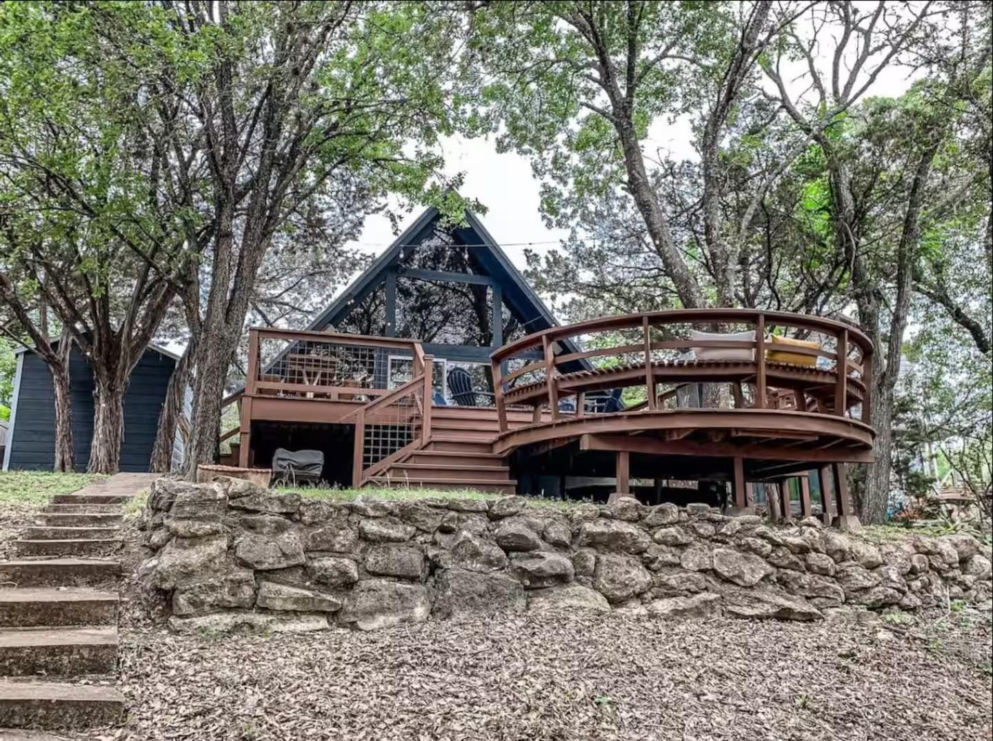 25404 Cove Dr, Spicewood, TX 78669