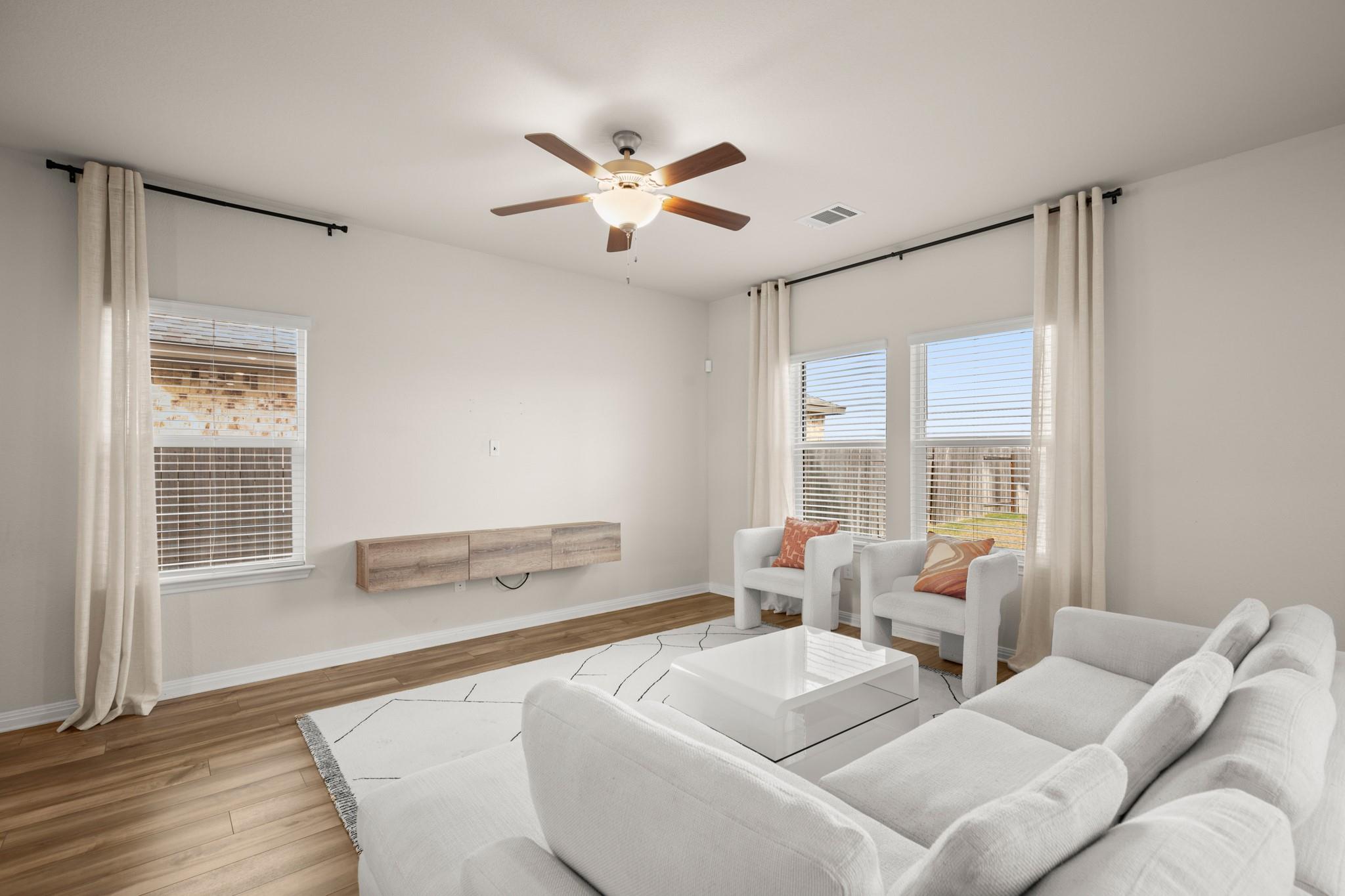 14424 Heartland Dr, Manor, TX 78653