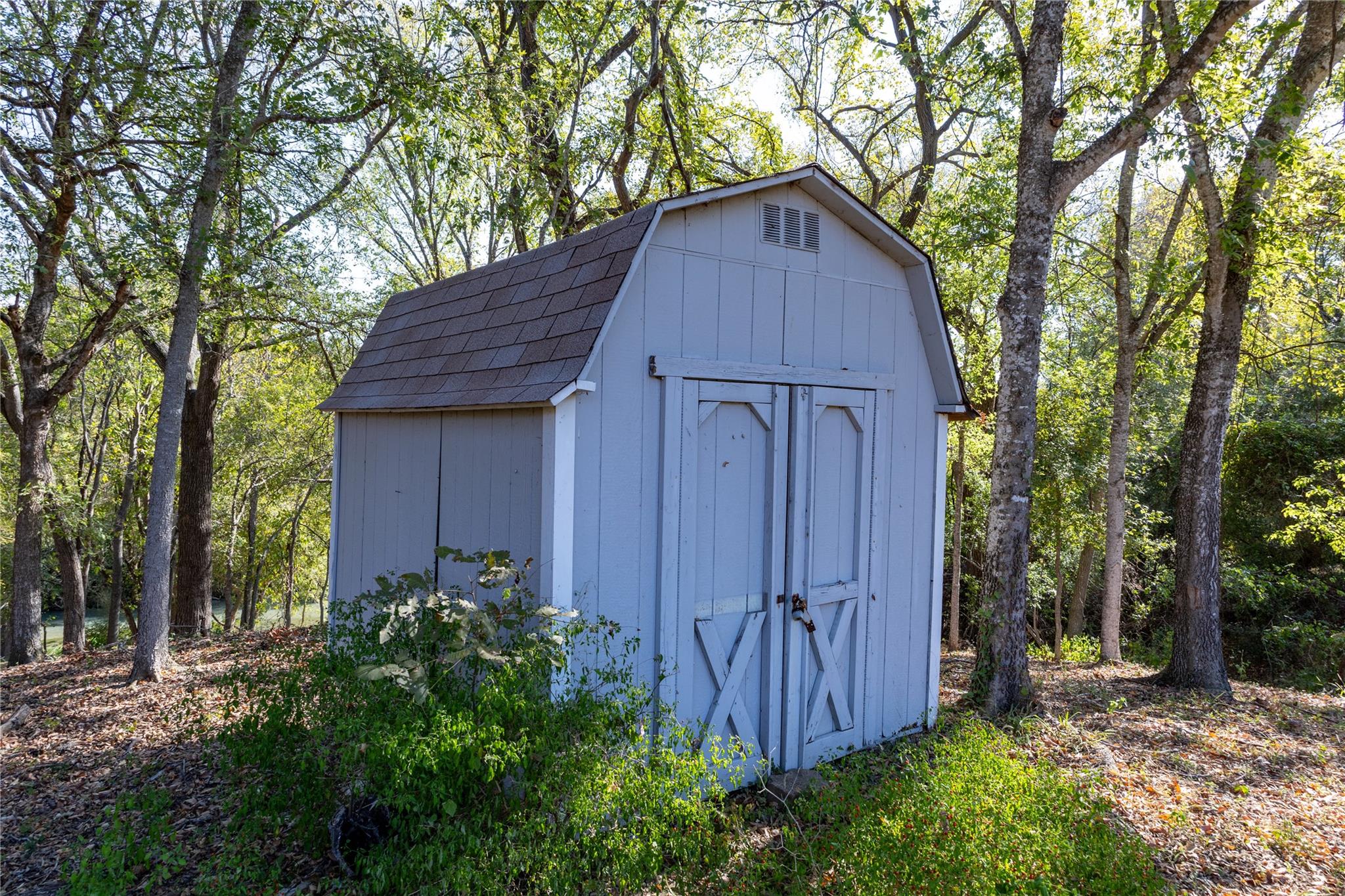 314 Red Bird Ln, Kingsbury, TX 78638