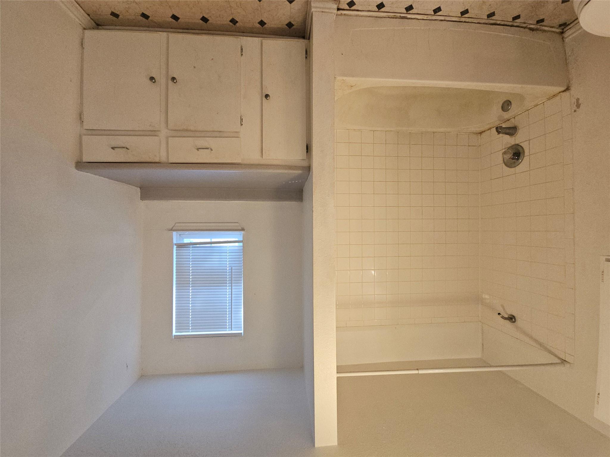 1001 S 29th St, Temple, TX 76504