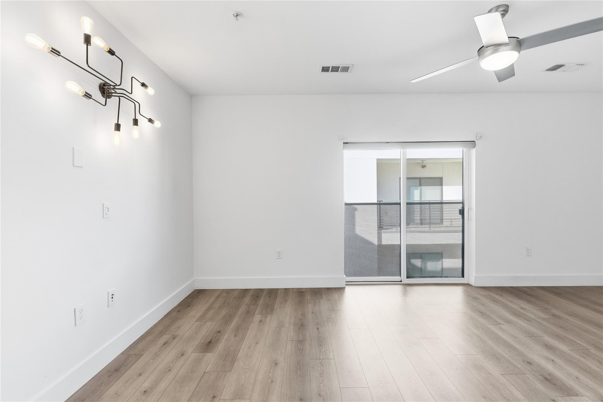 2213 Poquito St # 316, Austin, TX 78722