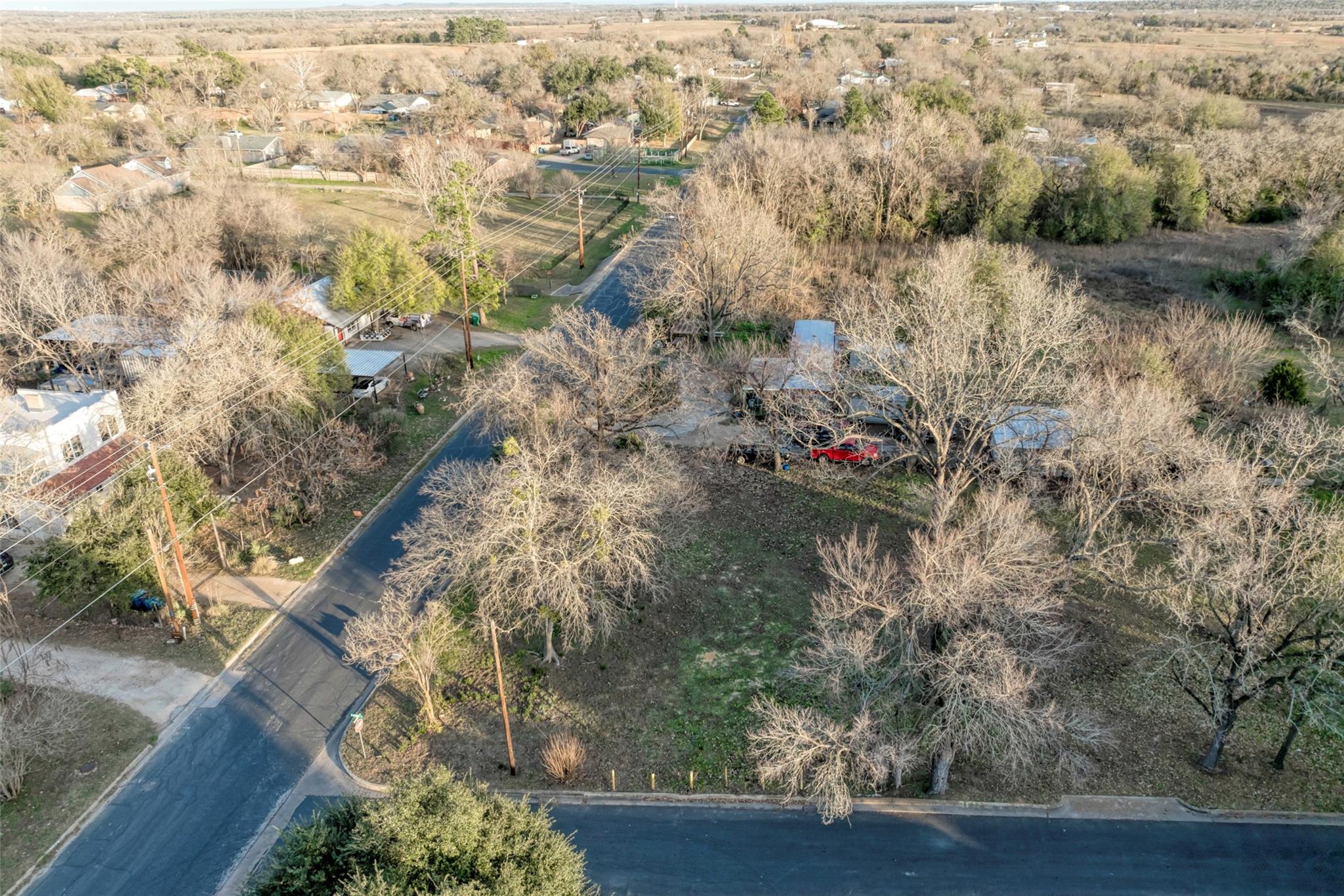Lot 1 E Alamo St, Elgin, TX 78621
