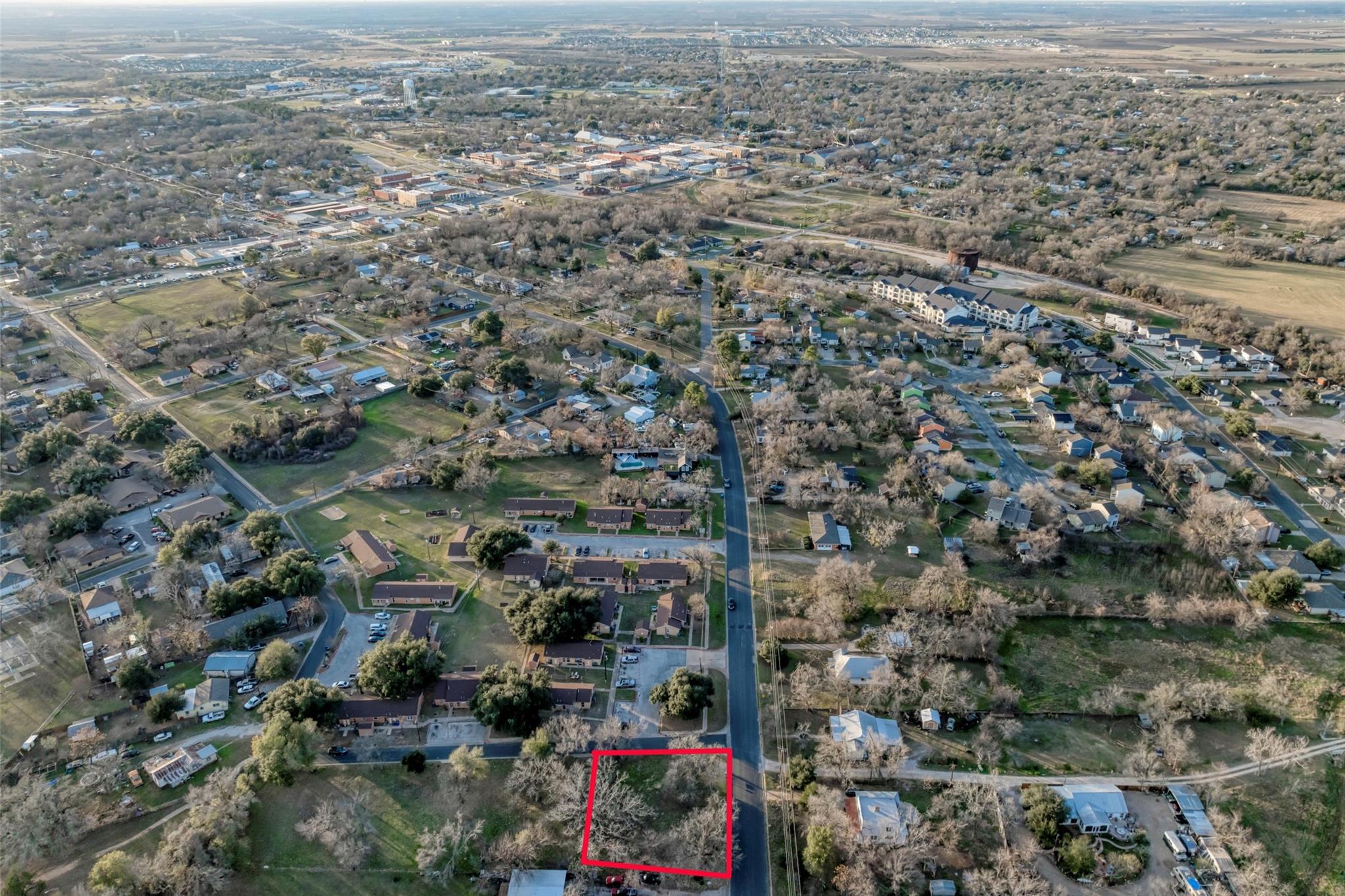 Lot 1 E Alamo St, Elgin, TX 78621