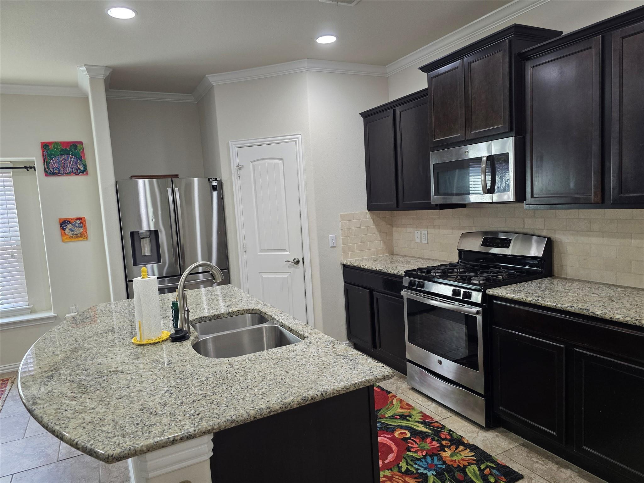 5616 Arbor Hill Ln, Austin, TX 78747