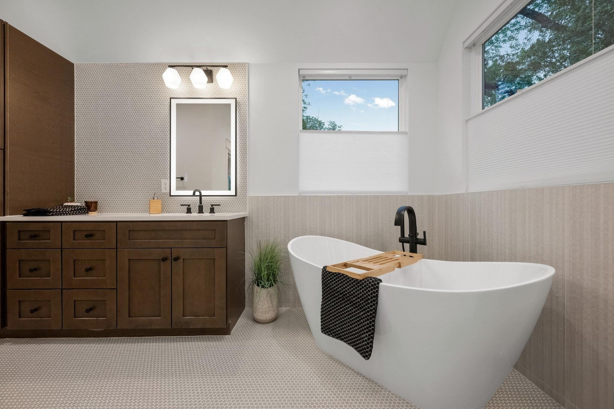 7310 Woodrow St, Austin, TX 78757