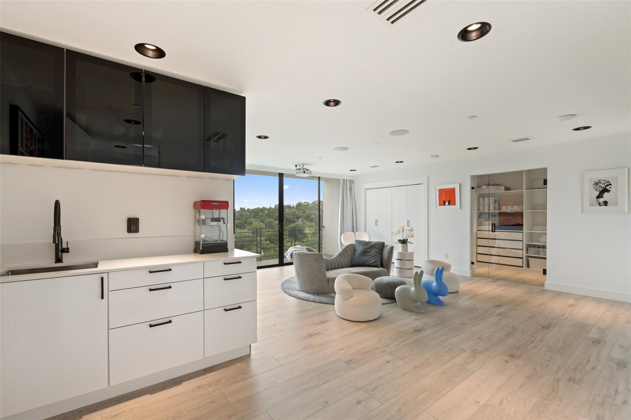 1501 Ridgecrest Dr, Austin, TX 78746