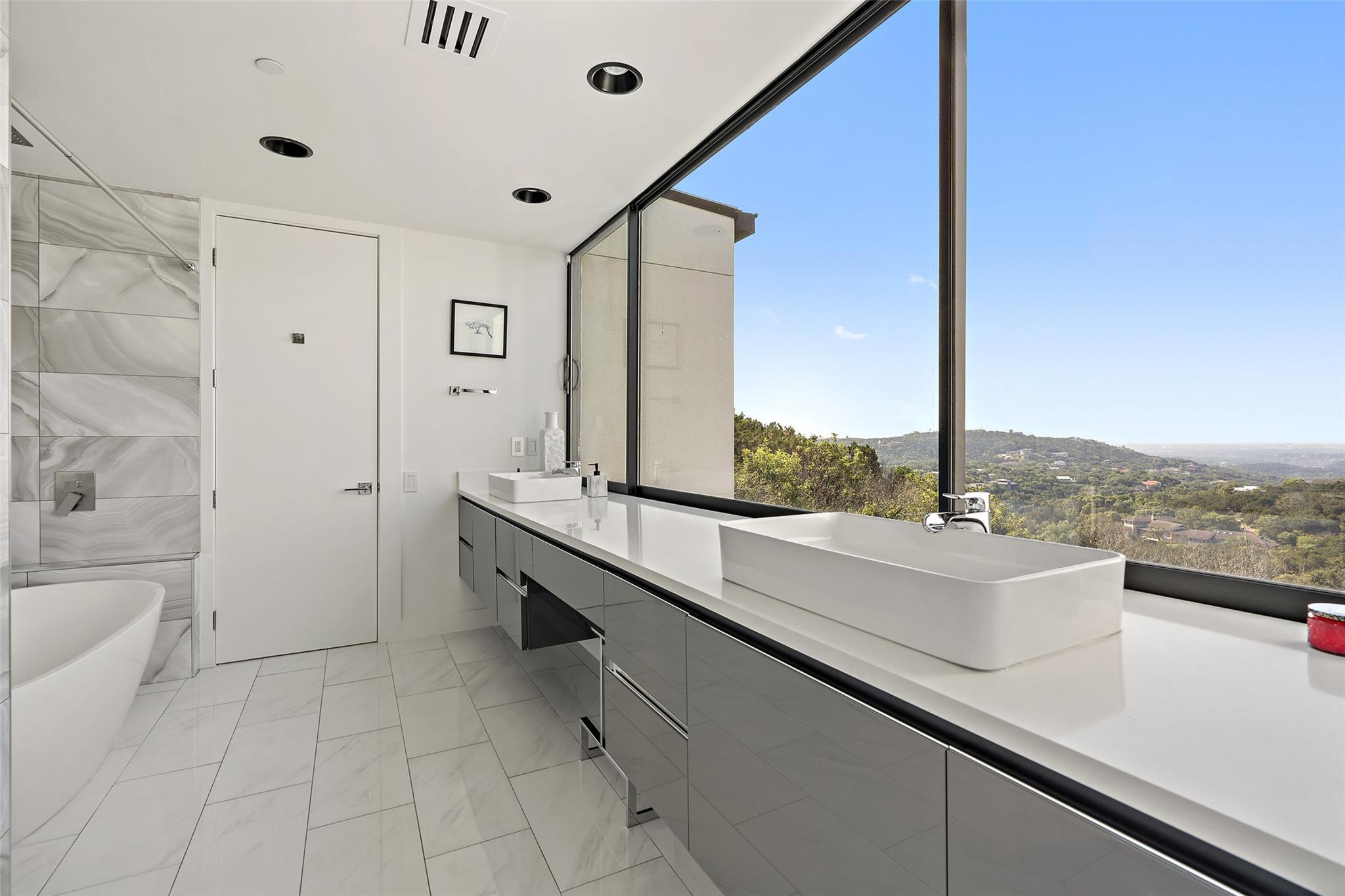 1501 Ridgecrest Dr, Austin, TX 78746