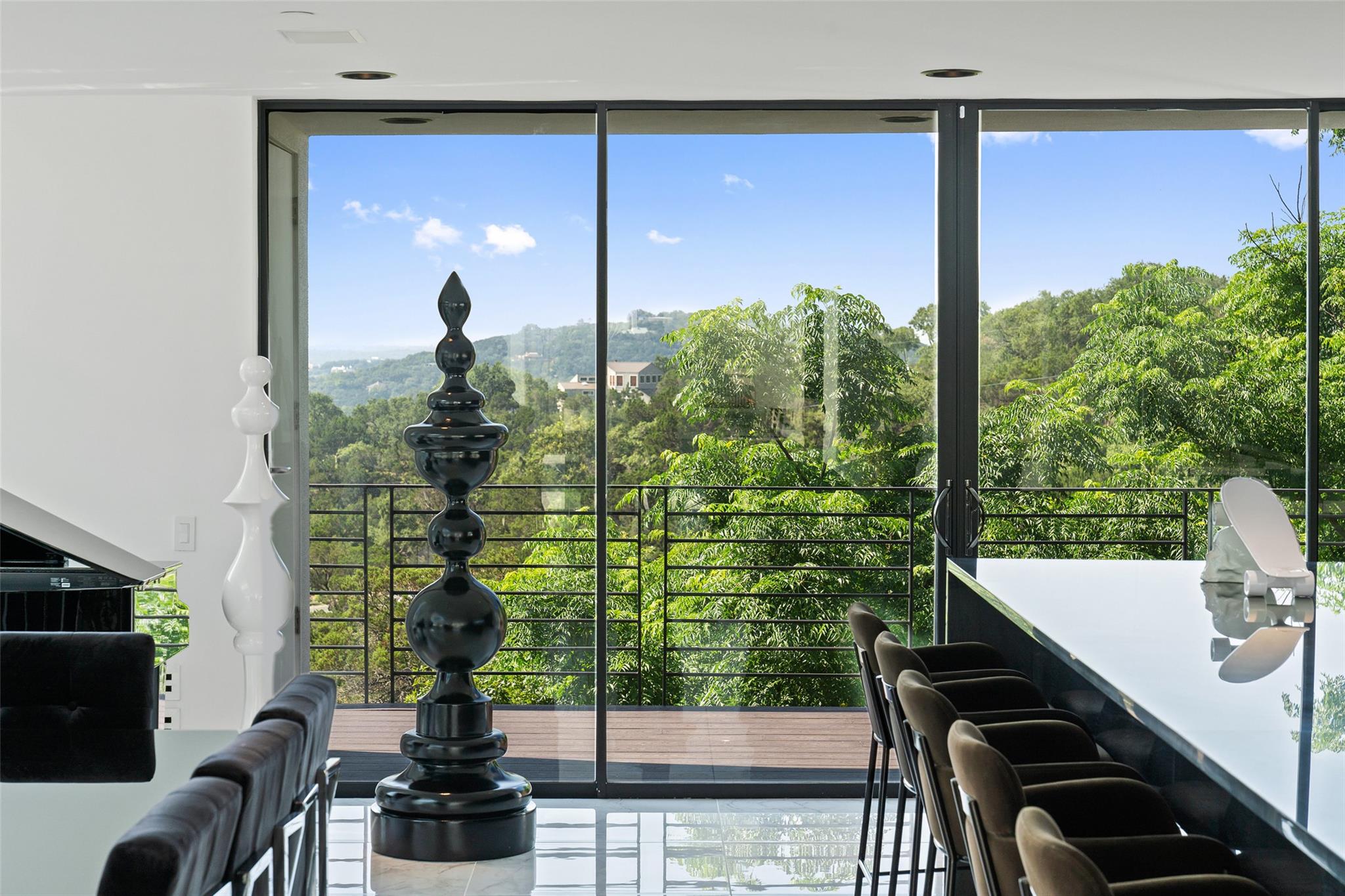 1501 Ridgecrest Dr, Austin, TX 78746